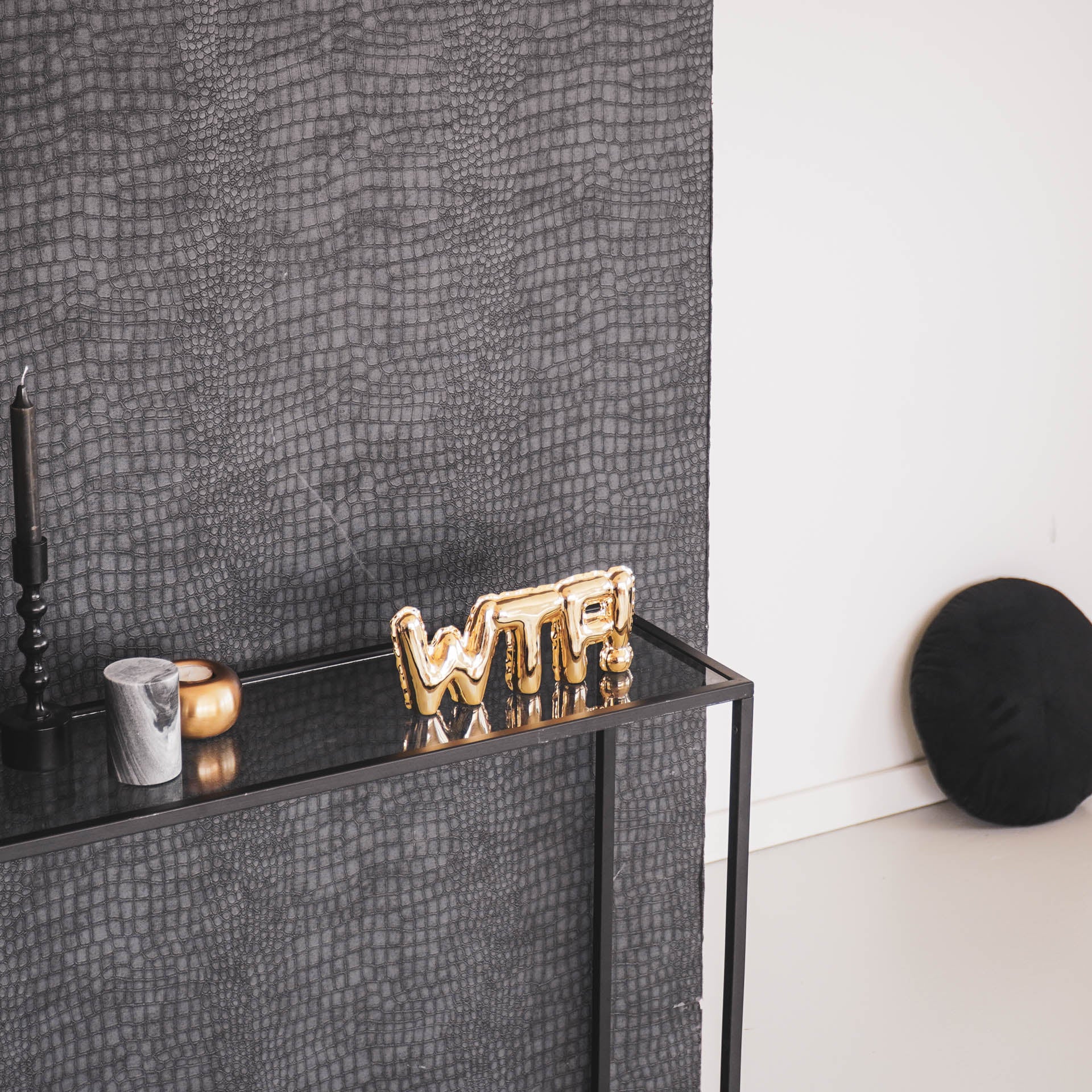 Housevitamin Ornament 'WTF!' - 25x3,5x10cm - Goud