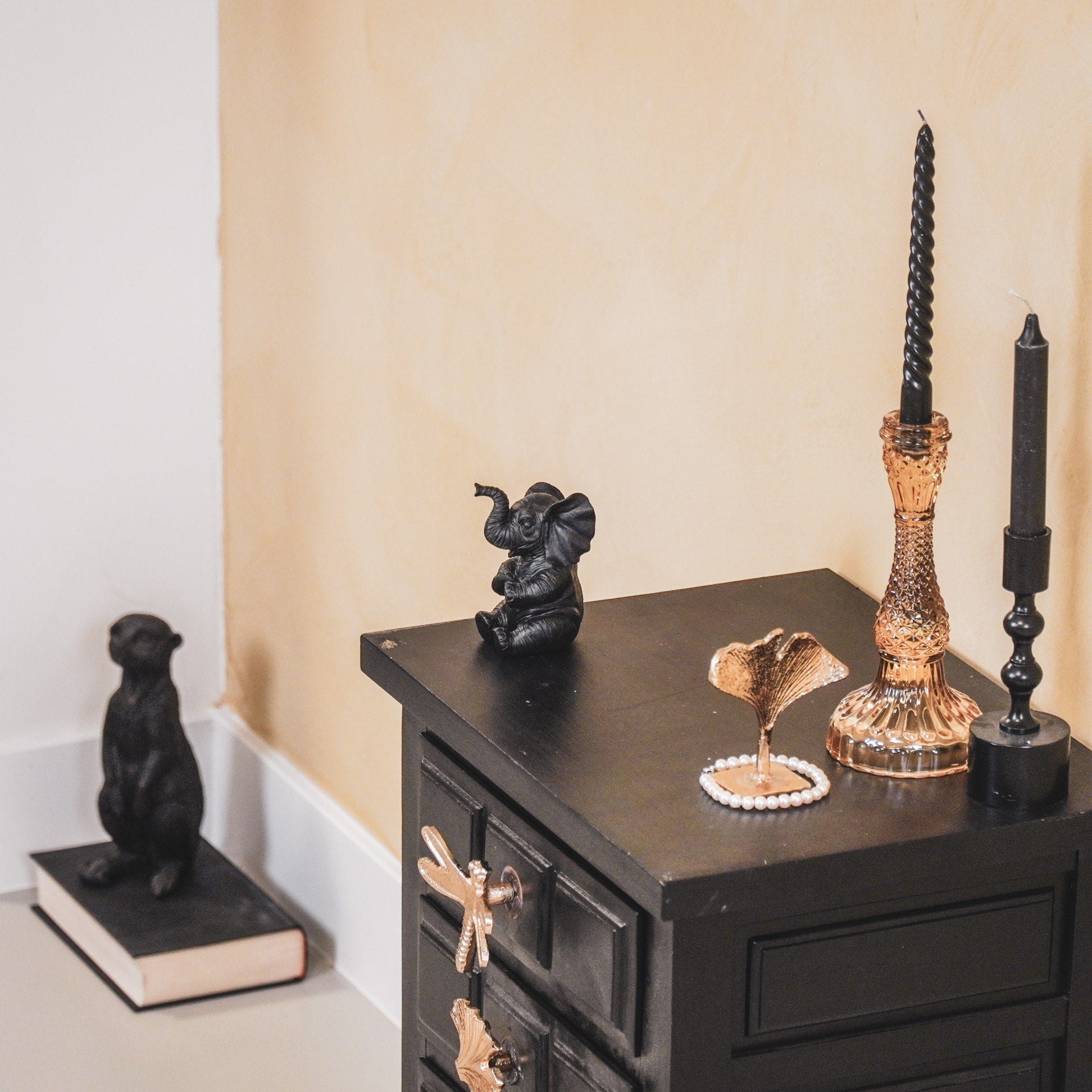 Ornament - Olifant - Polyresin - Zwart - 7x7x11cm