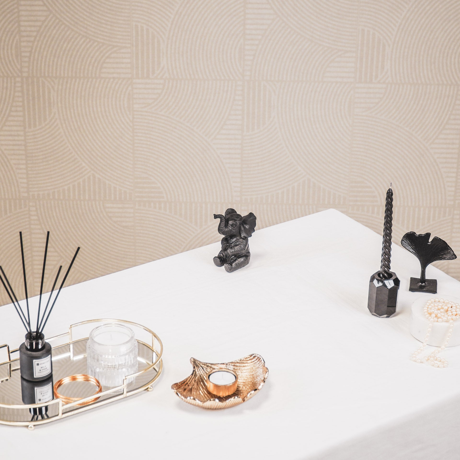 Ornament - Olifant - Polyresin - Zwart - 7x7x11cm