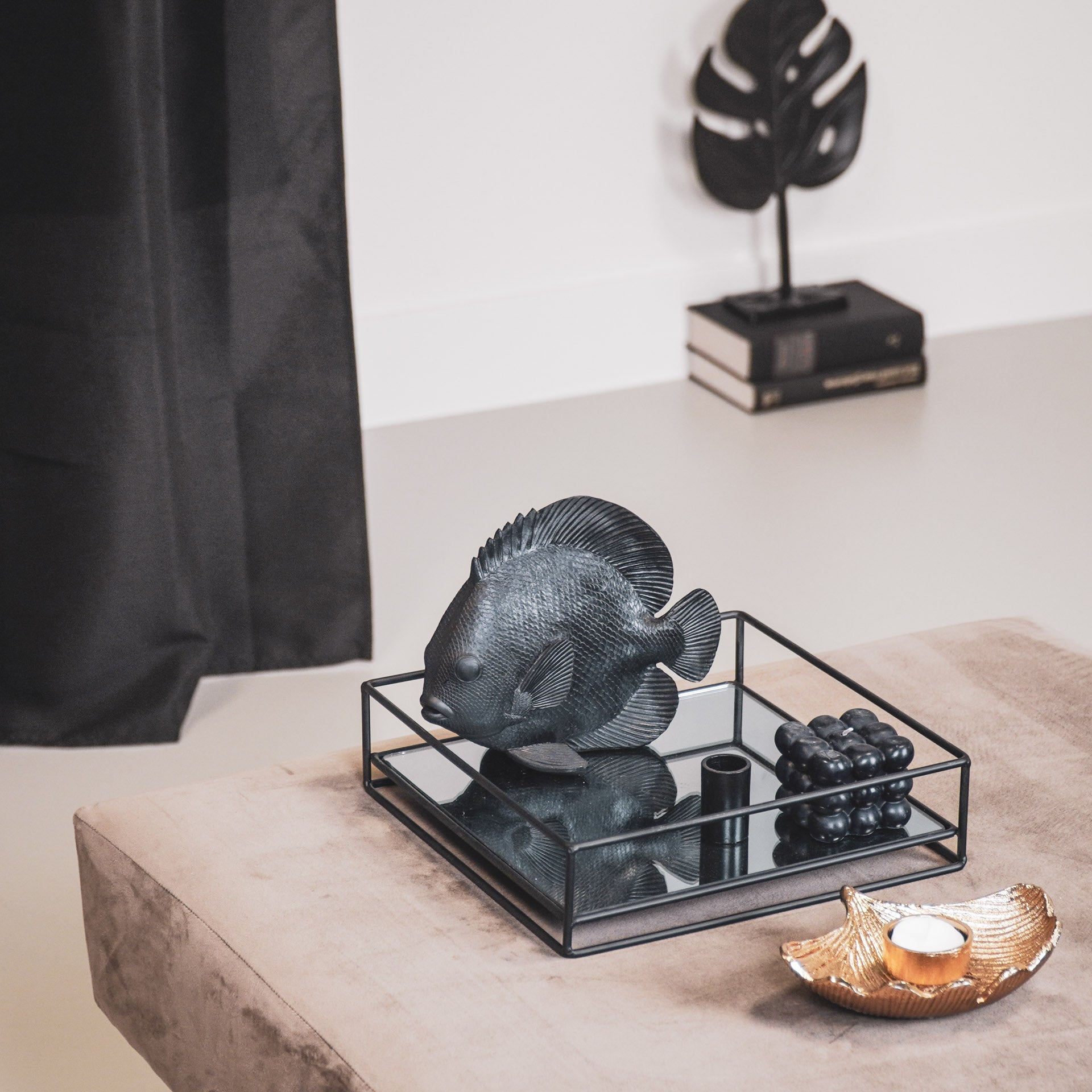 Ornament - Platvis - Polyresin - Zwart - 19,5x10,5x16cm