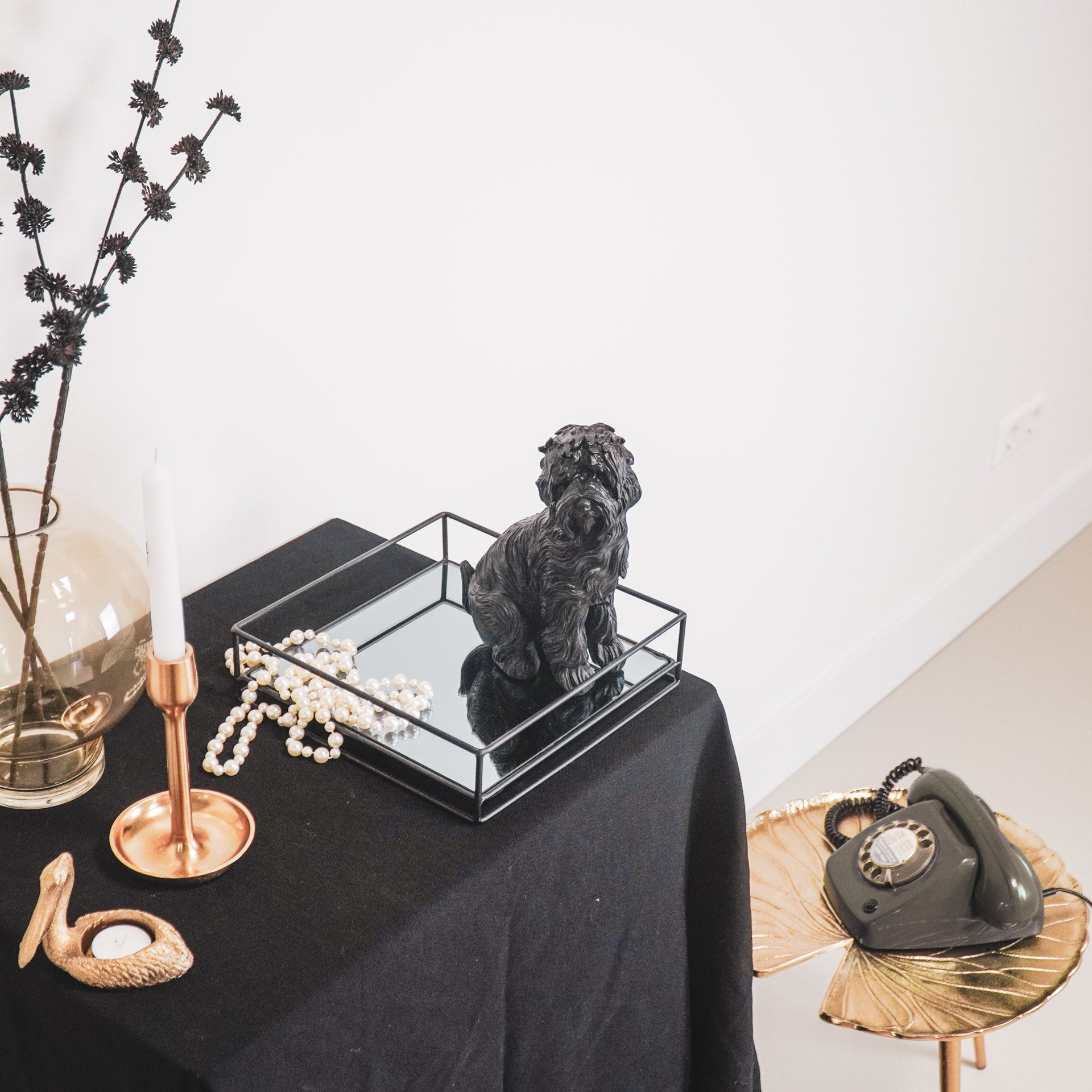 Ornament - Labradoodle - Hond - Polyresin - Zwart - 16x10.5x23.5 cm