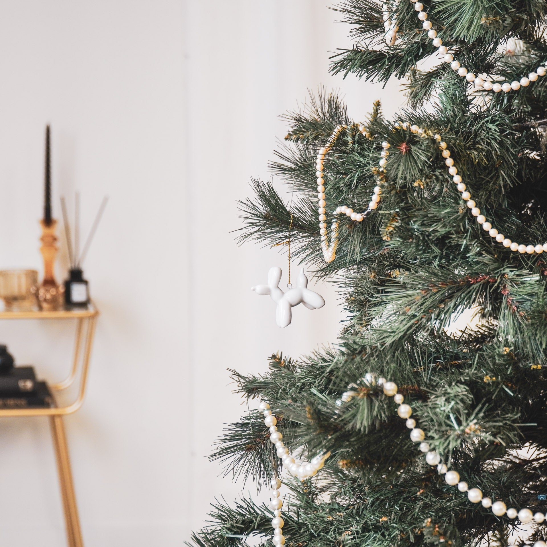 Ornament - Ballon Hond hanger - Keramiek - Wit - 6,5x3x6cm