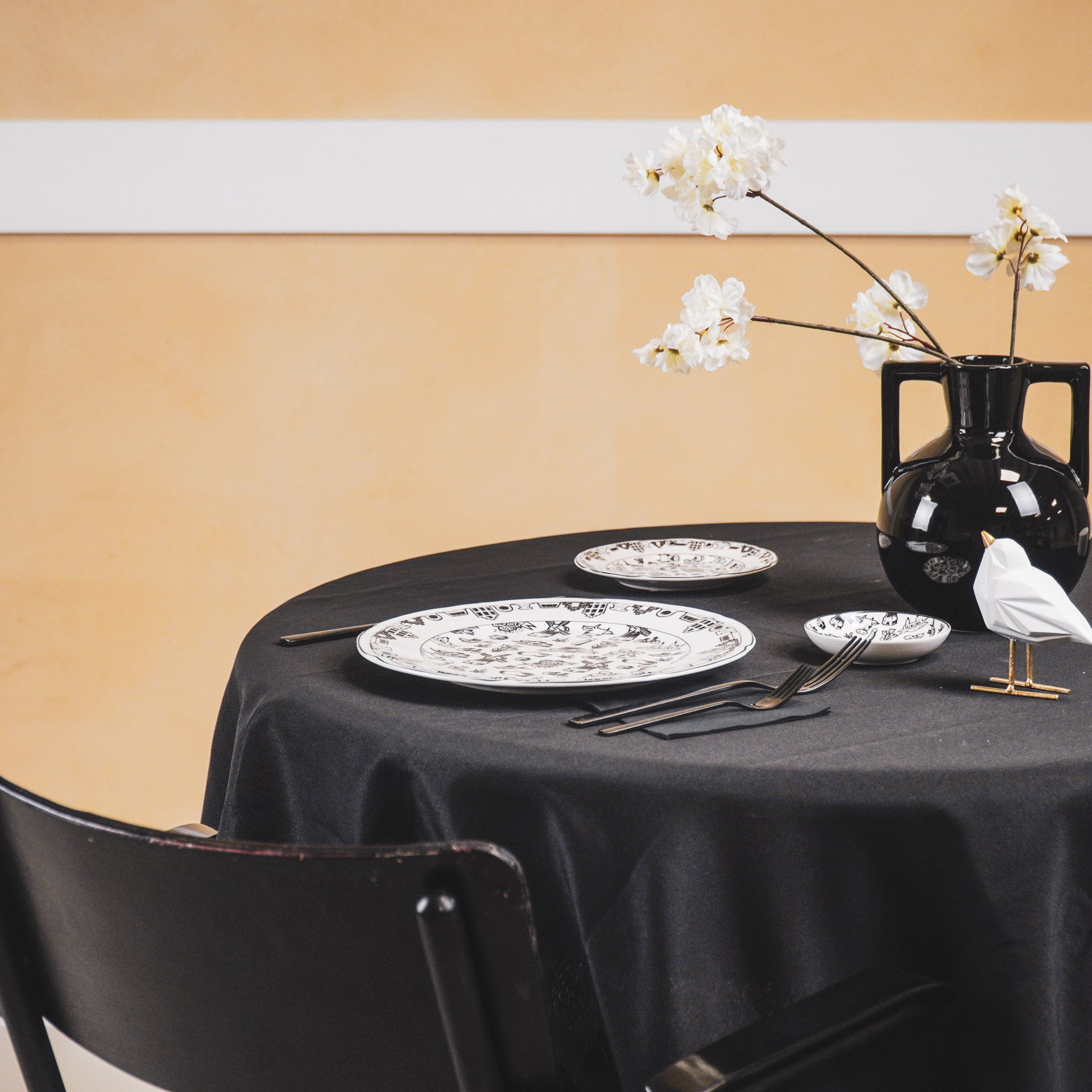 Diner Bord - Dutch Black - Newbone China - Ø26cm