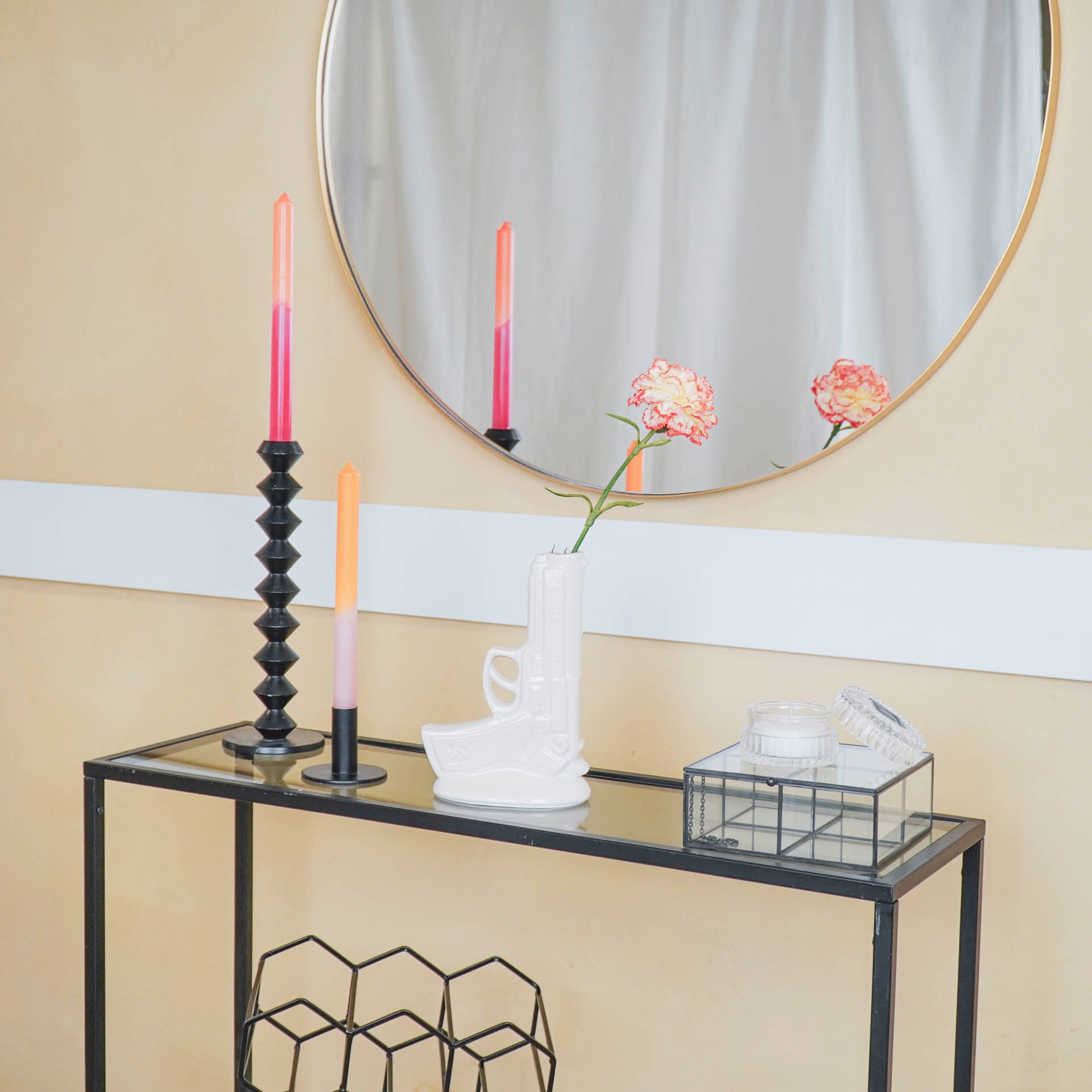 Vaas - Pistool - Keramiek - Wit - 15x9x23cm