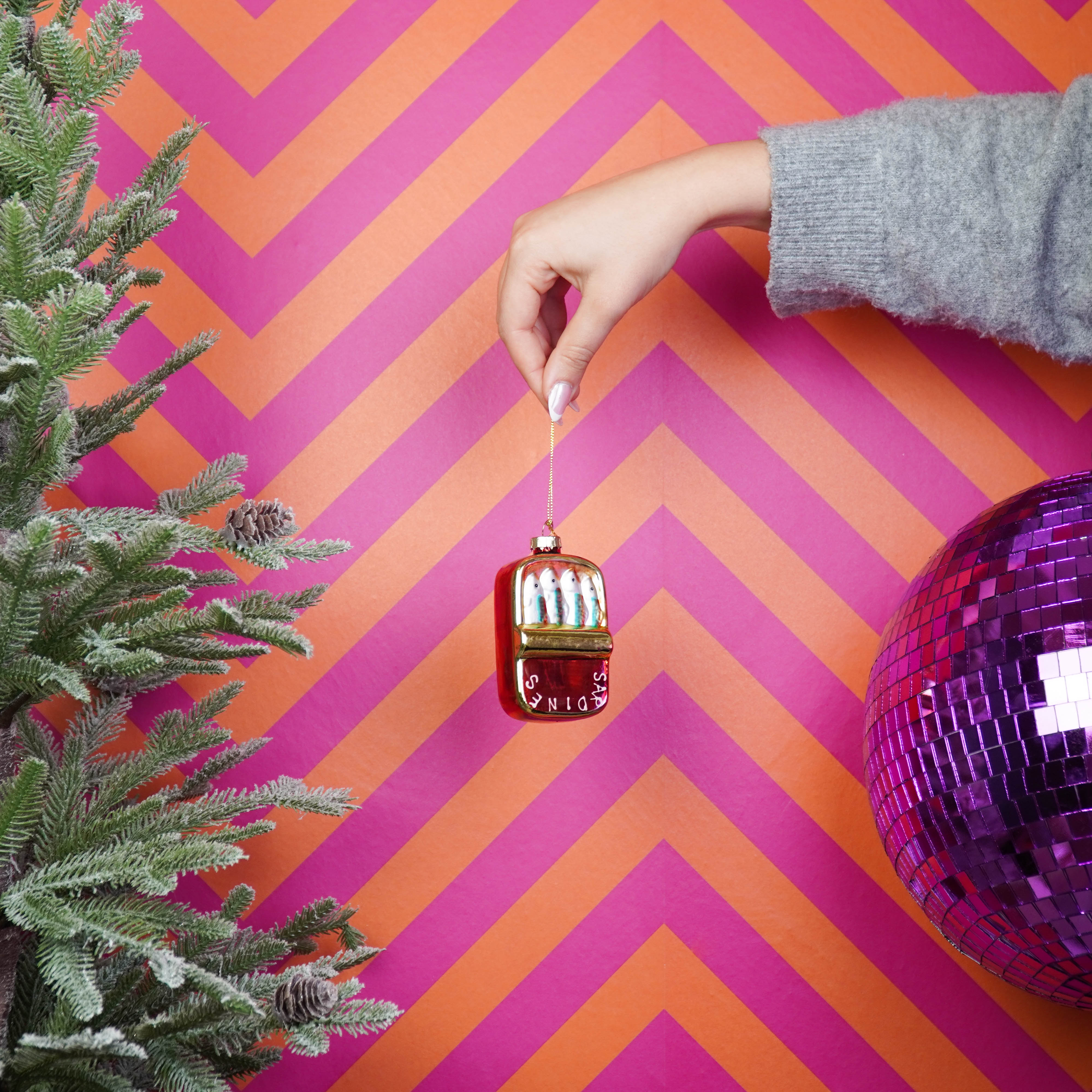 Kerstversiering - Kersthanger - Sardines - Glas - Goud/Rood - 8x3,5x10cm