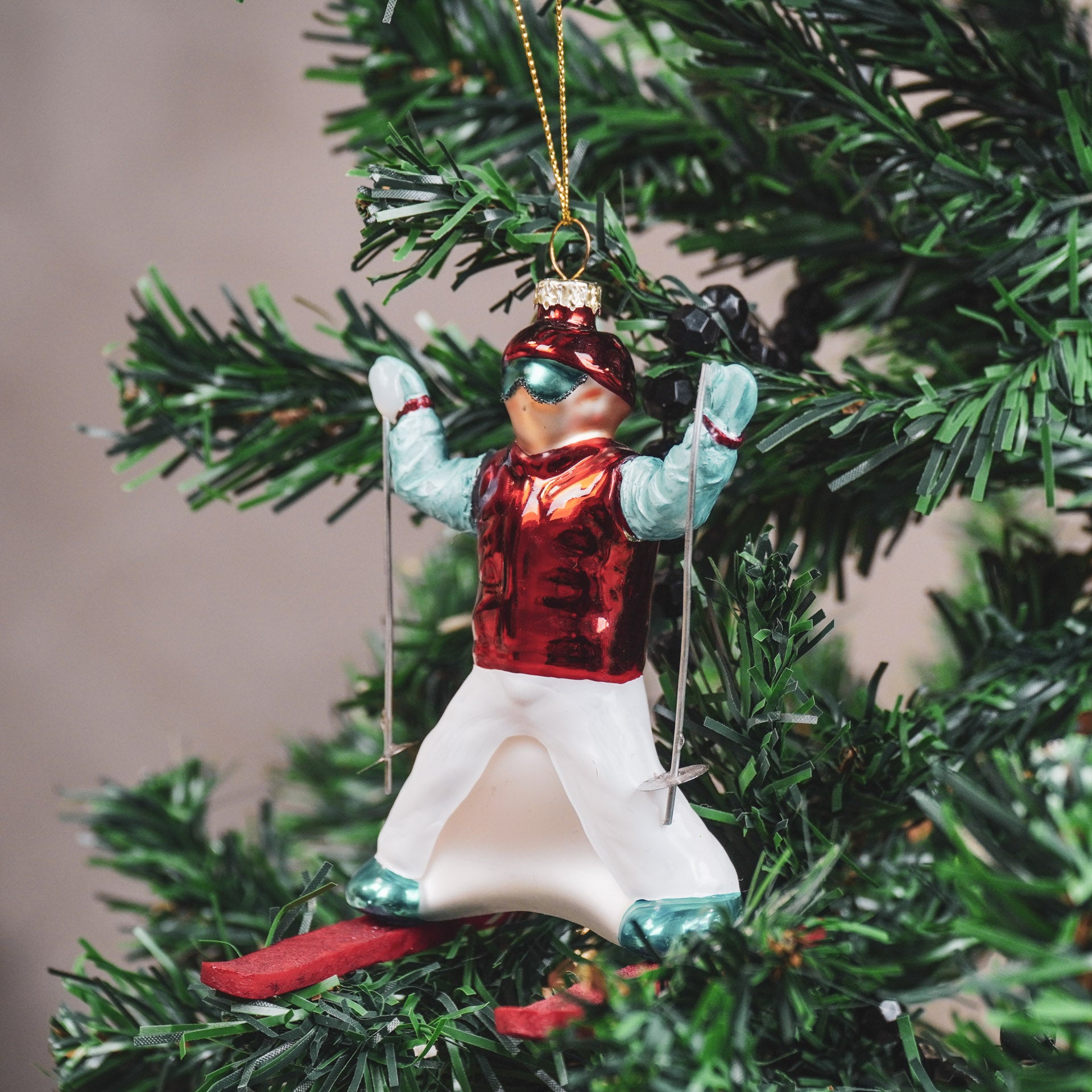 Kerstversiering - Kersthanger - Skier - Glas - Rood/Blauw - 8x8x12cm