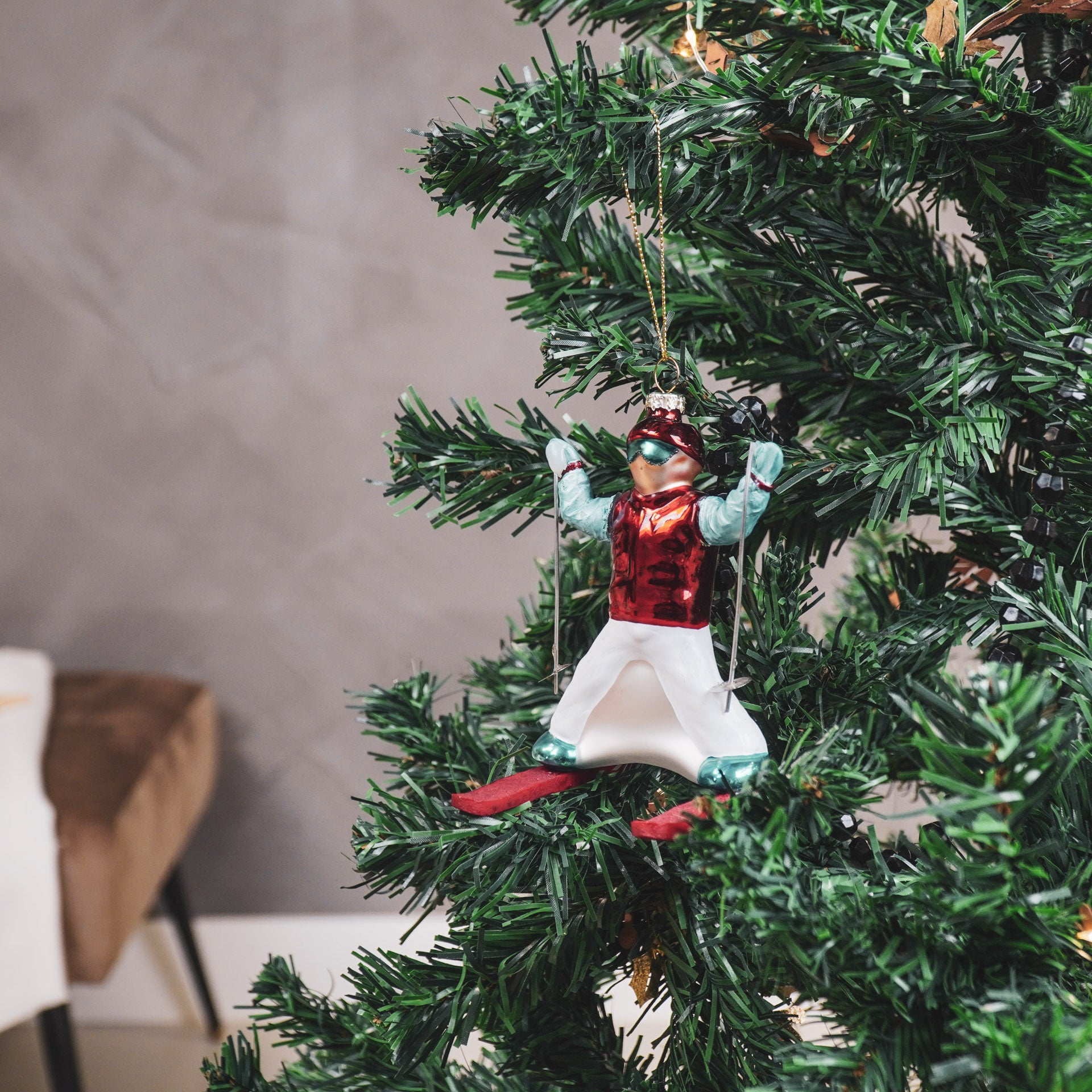 Kerstversiering - Kersthanger - Skier - Glas - Rood/Blauw - 8x8x12cm