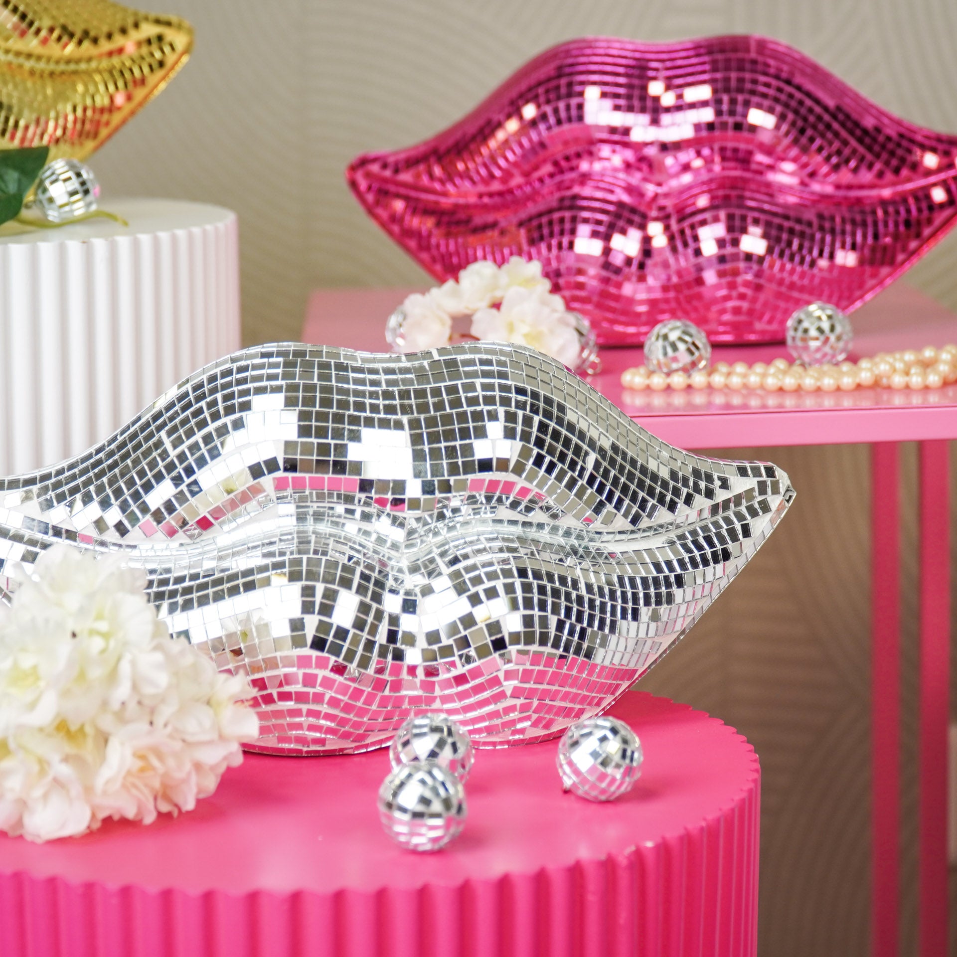 Ornament - Disco - Lip - Keramiek/Glas - Roze - 29x10x13,5cm