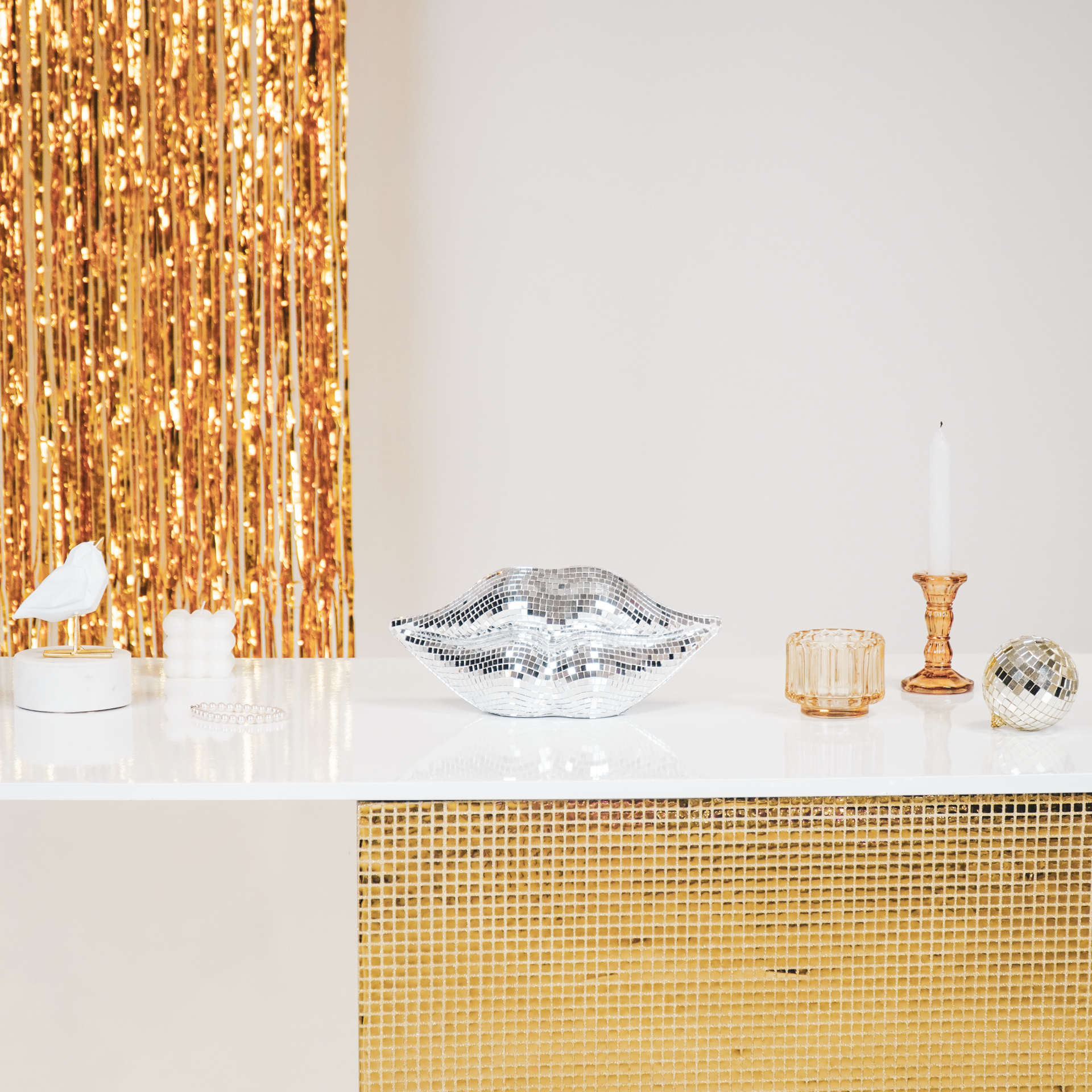 Housevitamin Disco Lips - Silver - 29x10x13,5cm