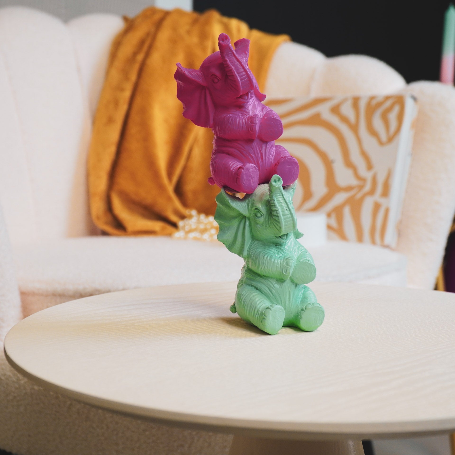 Ornament - Olifant - Polyresin - Mintgroen - 7x7x11cm