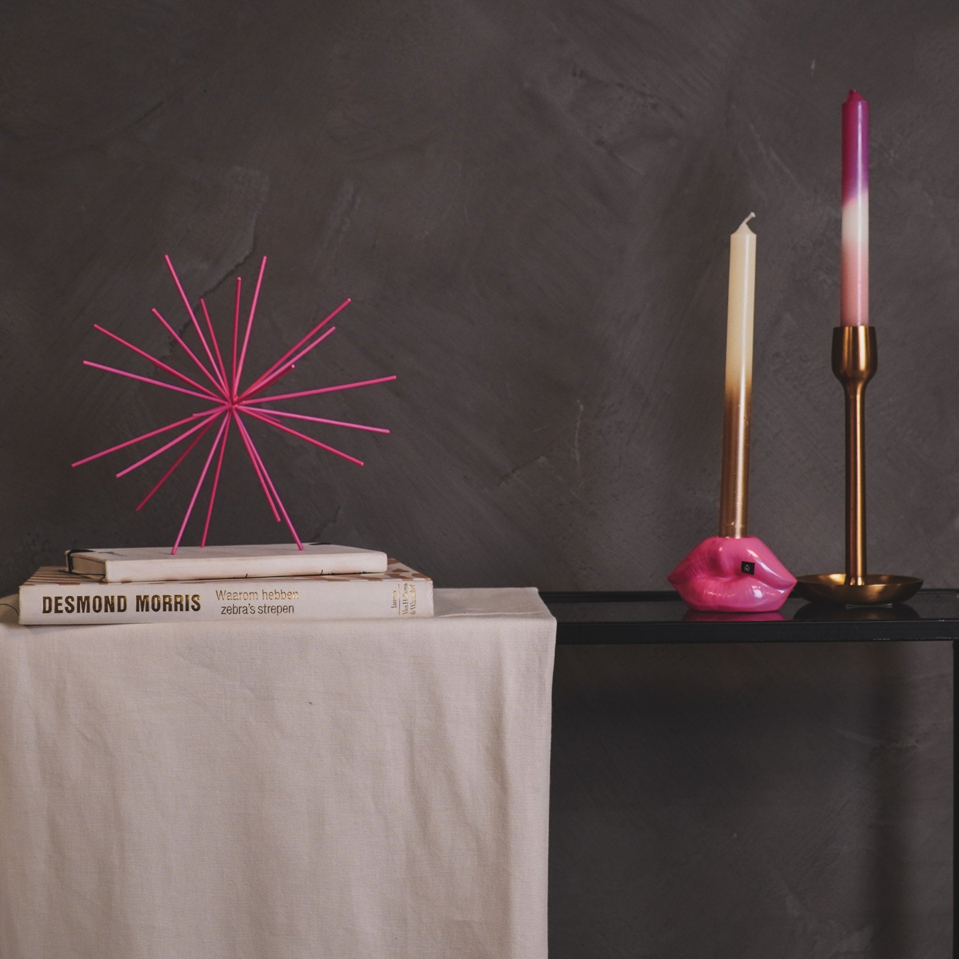 Ornament - Vuurwerk - Metaal - Neon Roze - 15x15x15cm