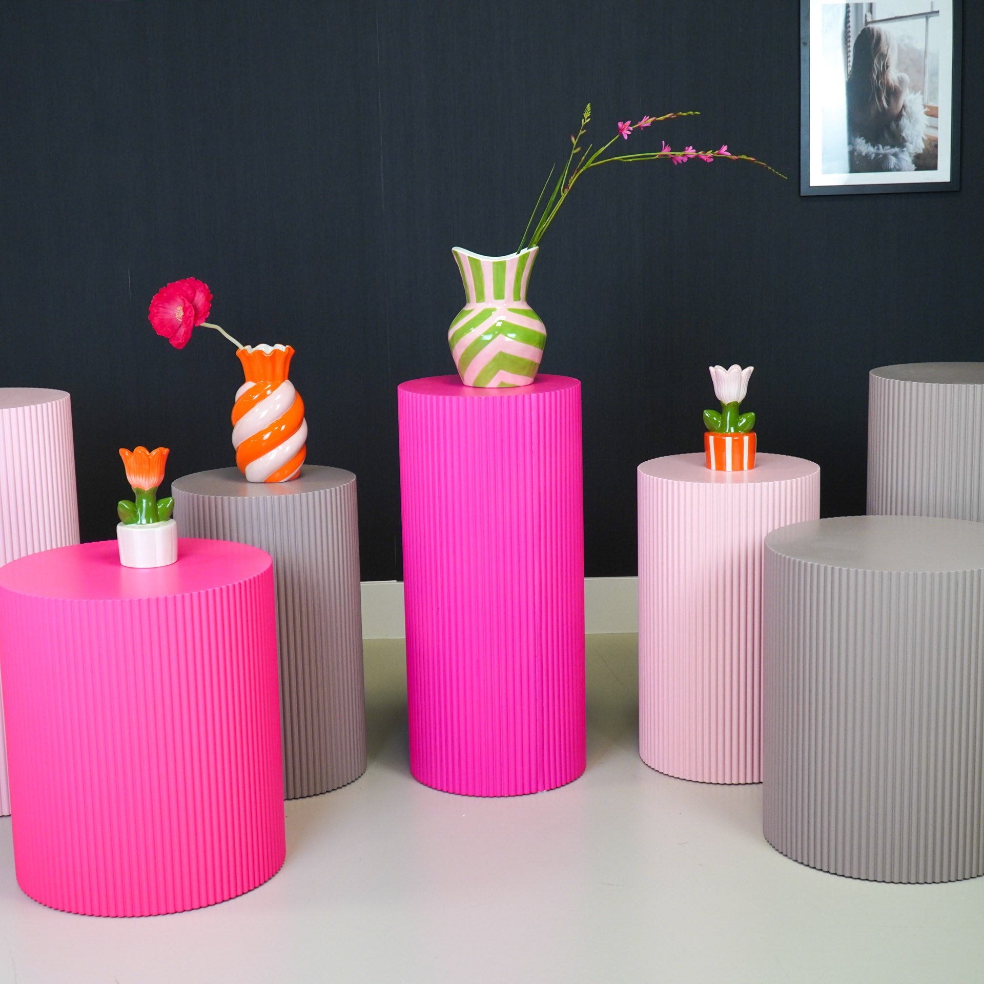 Bijzettafel /Pilaar- Cilinder - MDF - Neon Roze - 30x30x54cm