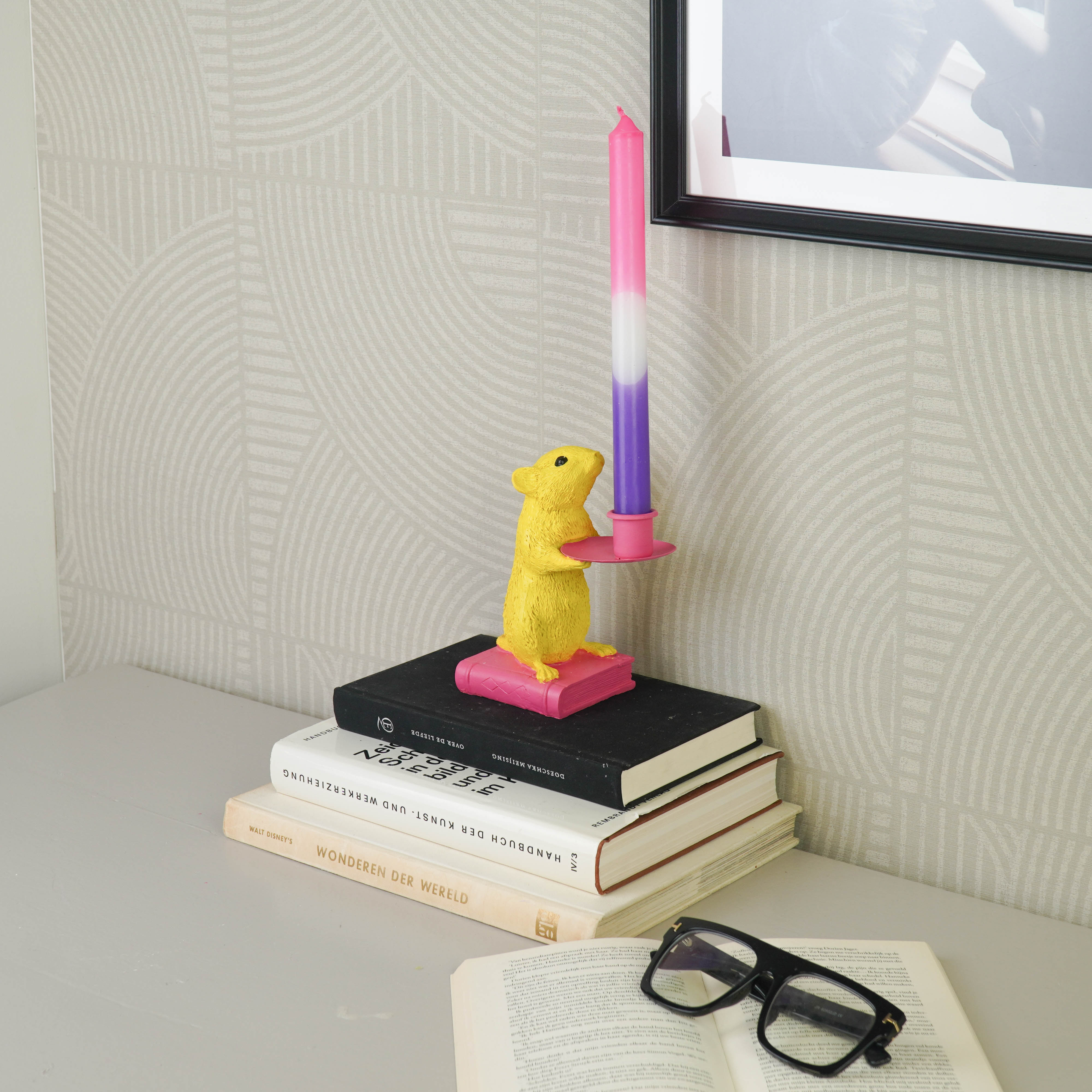 Kaarshouder - Muis Kandelaar - Polyresin - Geel/ Roze - 8x10x17cm