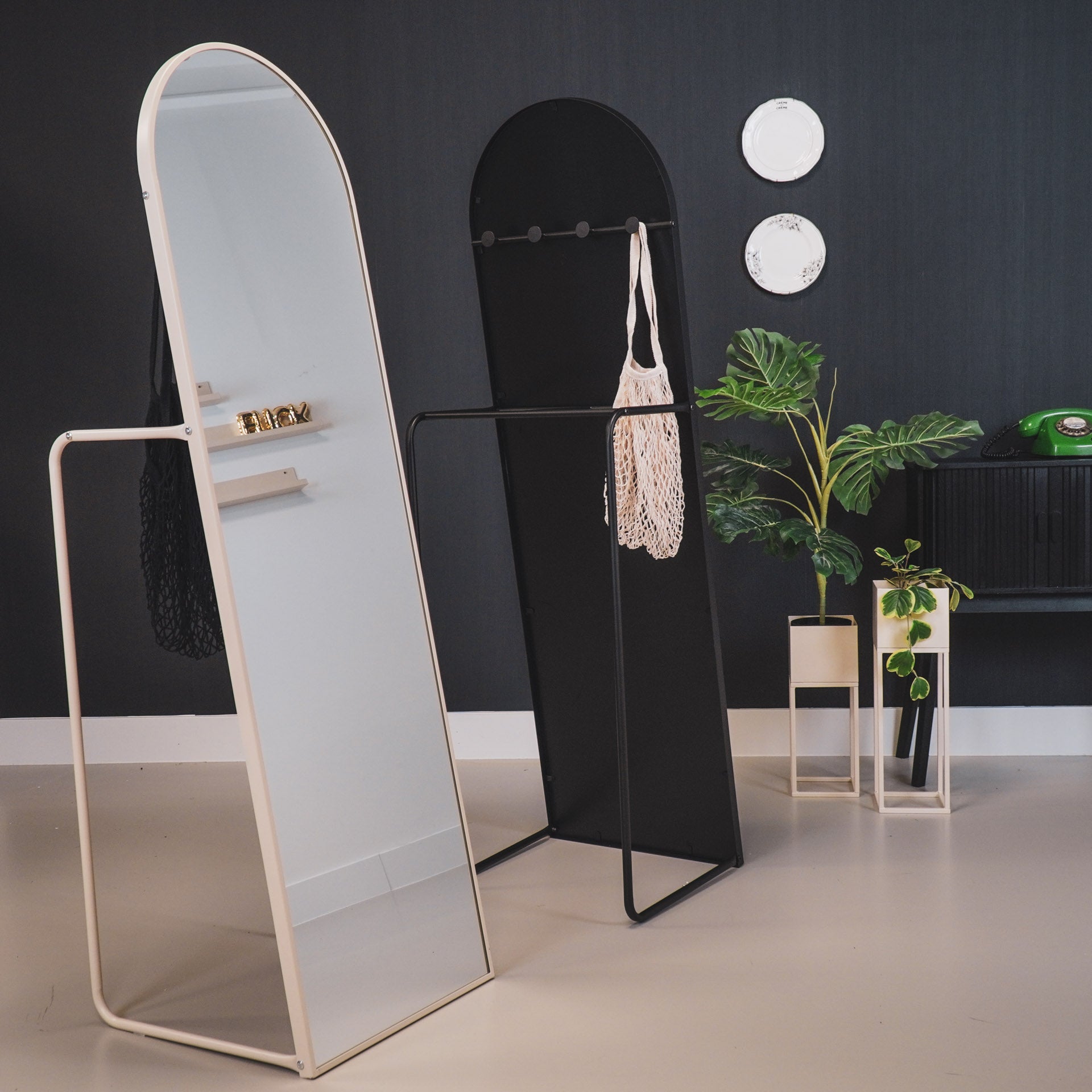 Spiegel- Passpiegel + kledingrek +Metaal- Zand - 45x43x150cm