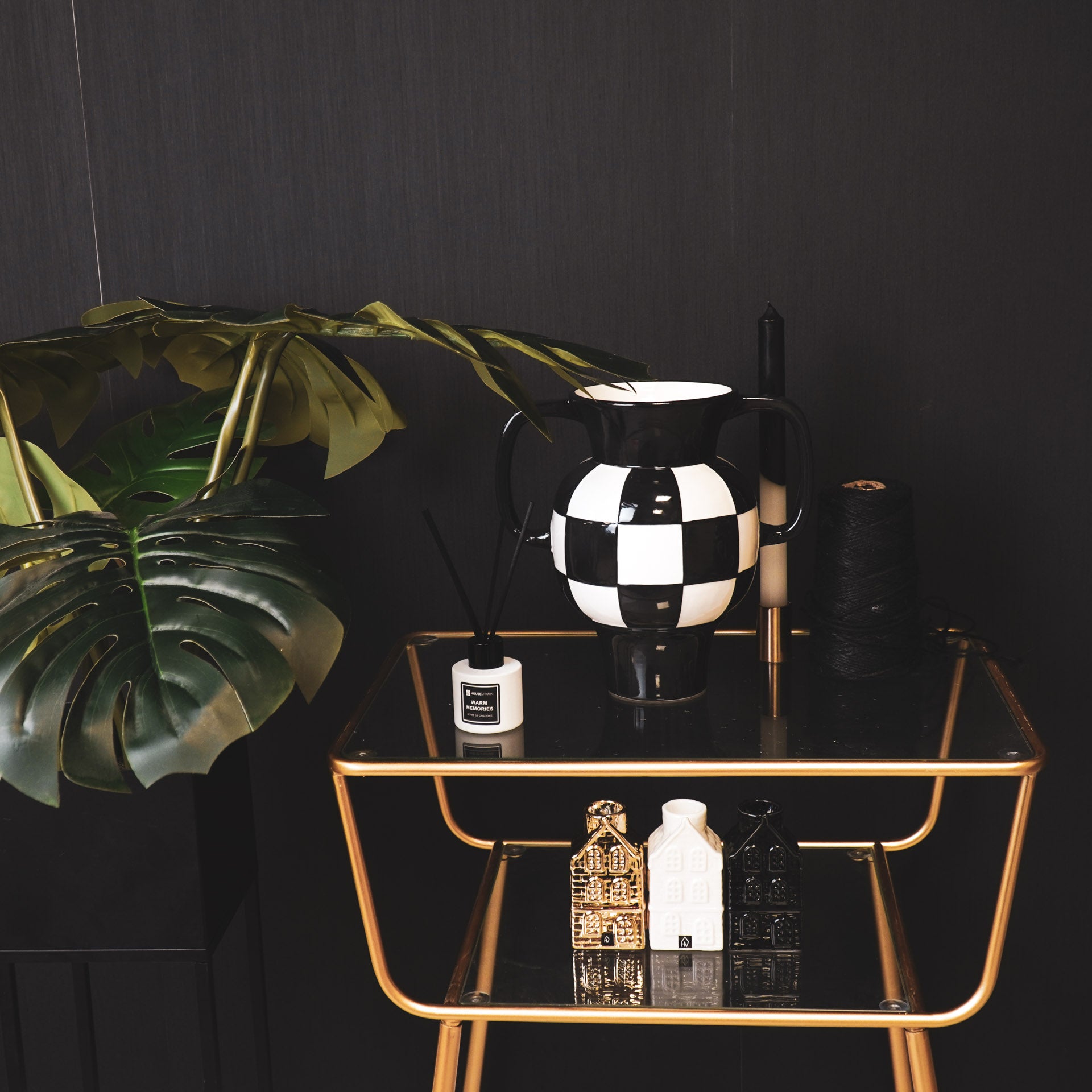 Vaas - Kan - Keramiek - Zwart/Wit -22x14,5x22,5cm