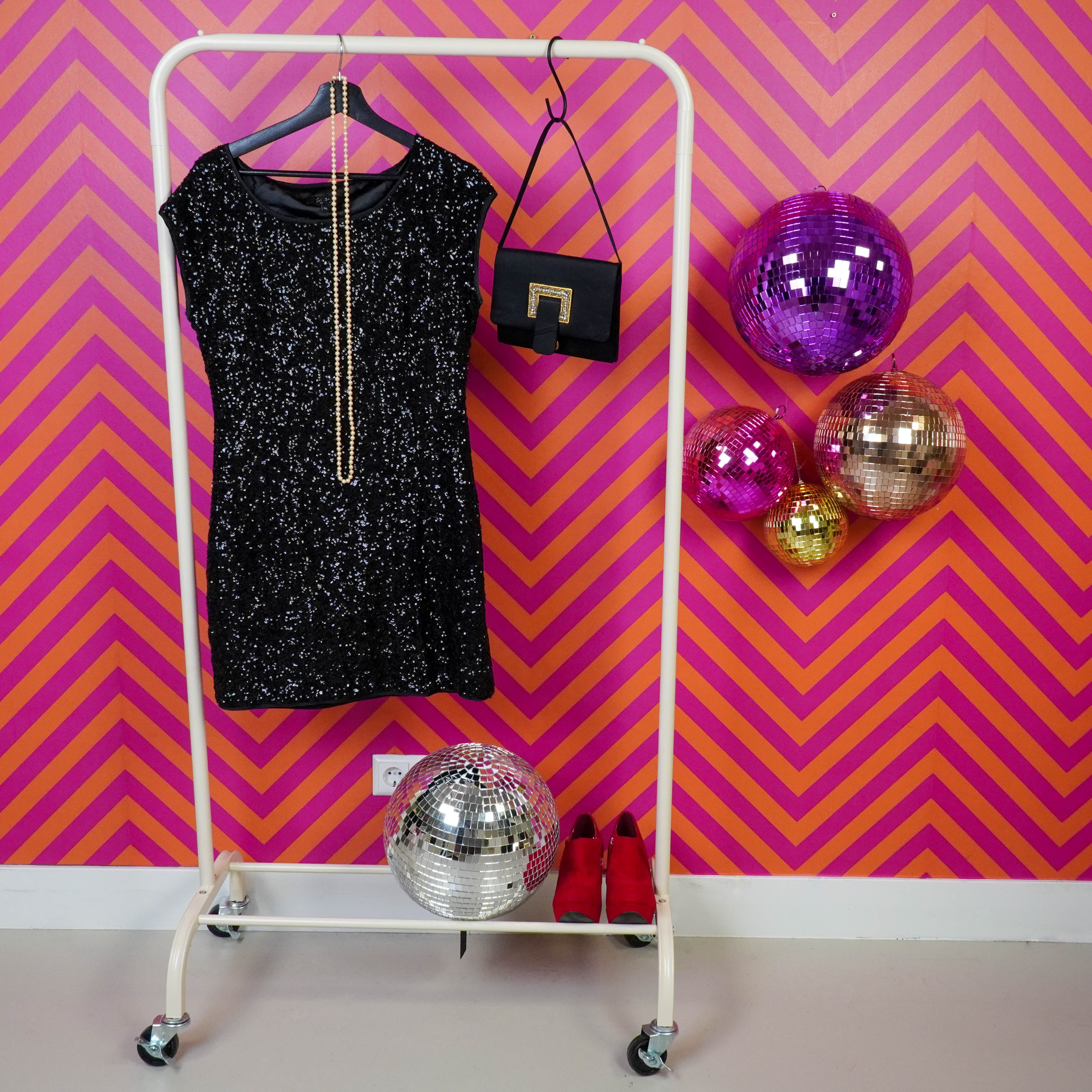 Kledingrek met wieltjes - Metaal - Zand - 80x40x155cm