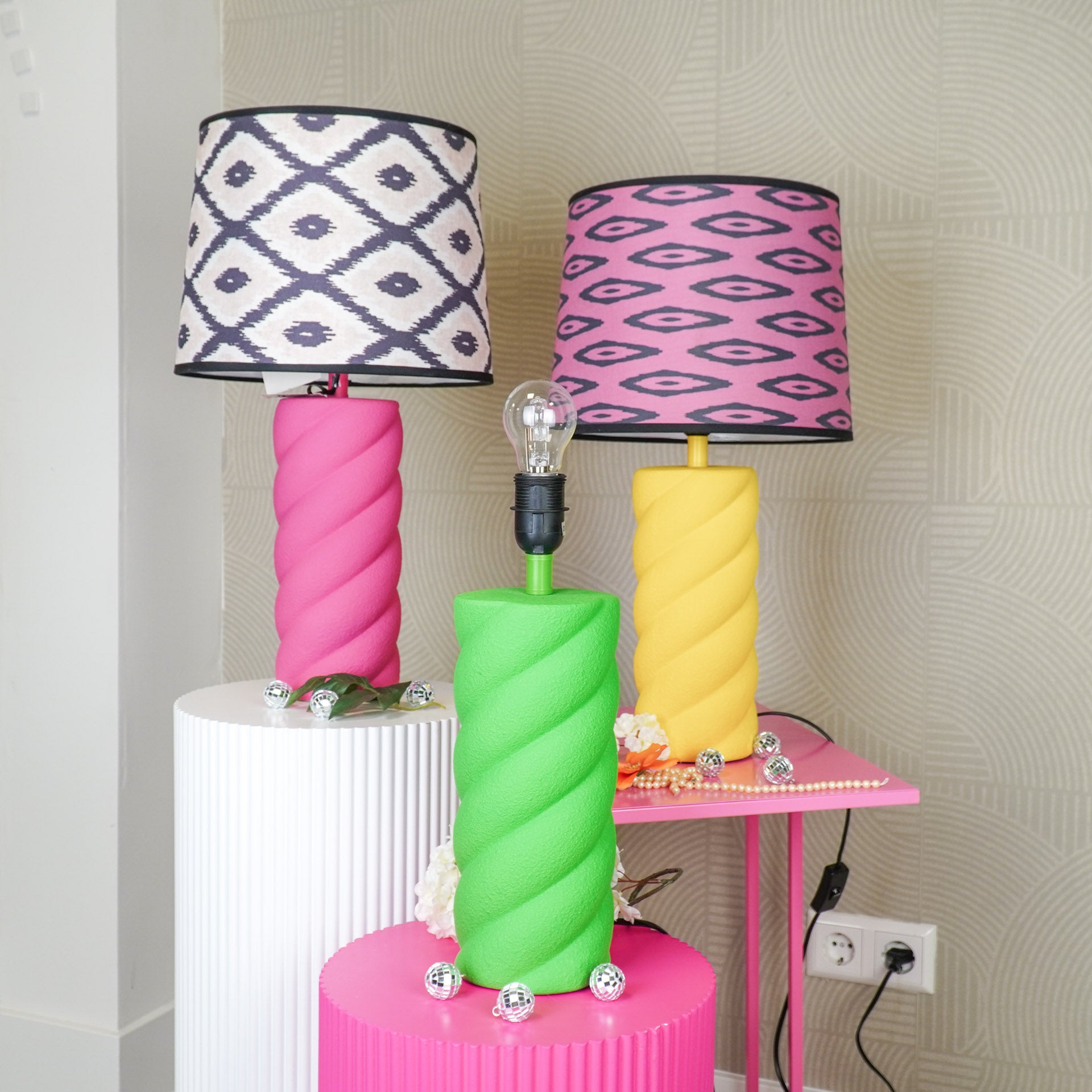 Tafel lamp - Gedraaide Spek- Keramiek- Geel - E27- 12x12x28cm