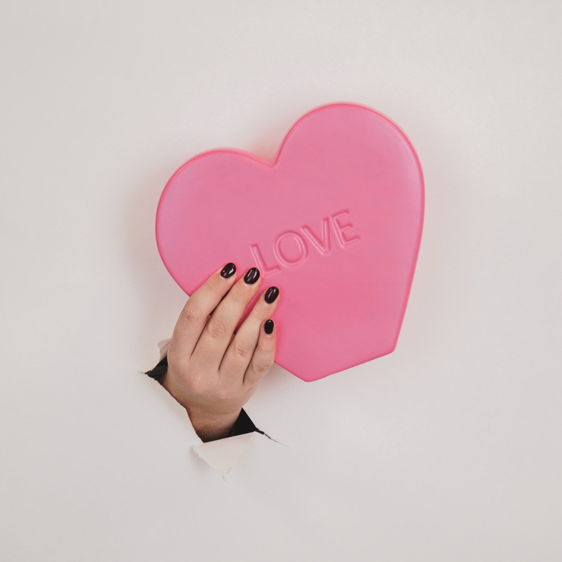 Ornament- Snoephart Beeld 'LOVE'- Keramiek- Fluor Roze- 20x4x18,5cm