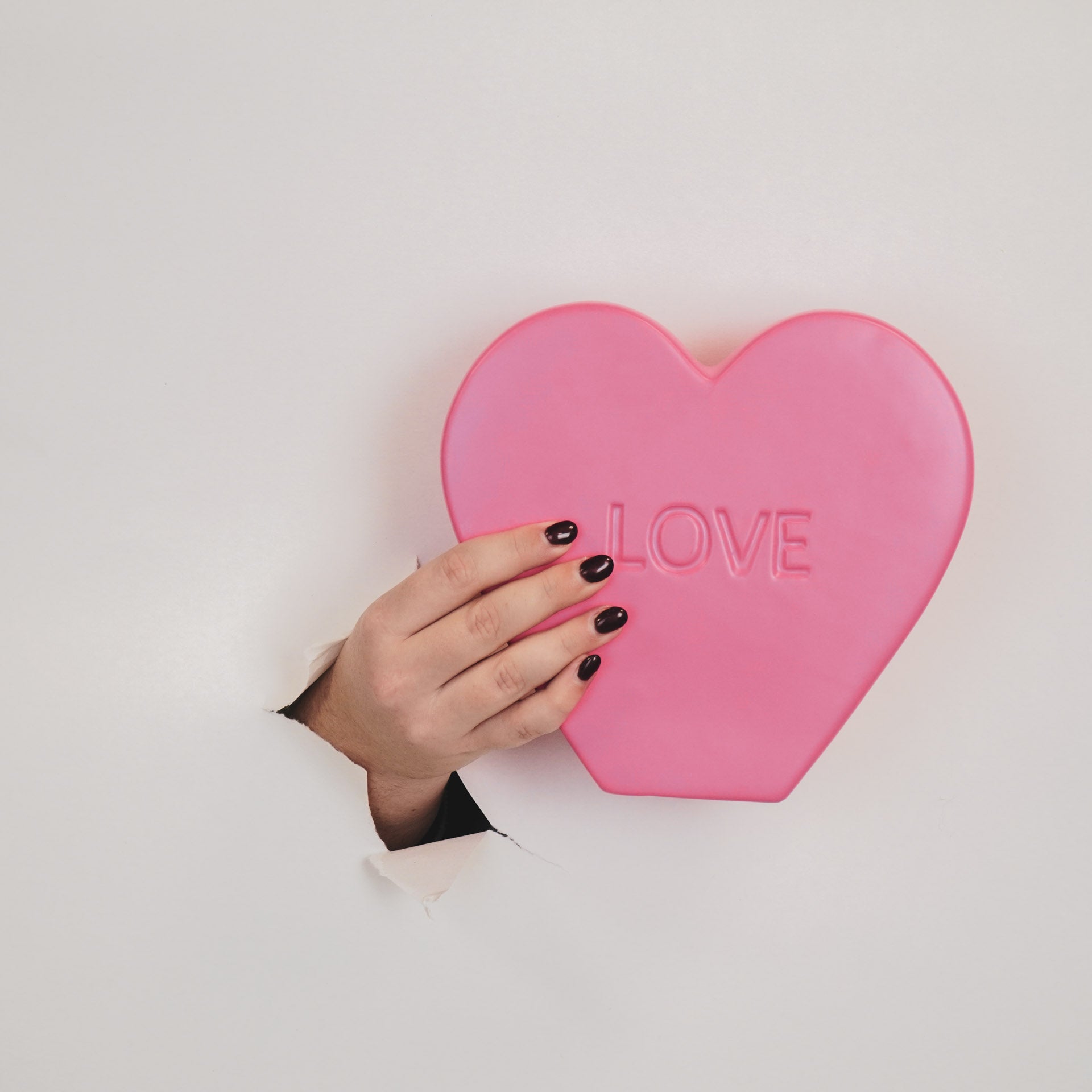 Ornament- Snoephart Beeld 'LOVE'- Keramiek- Fluor Roze- 20x4x18,5cm