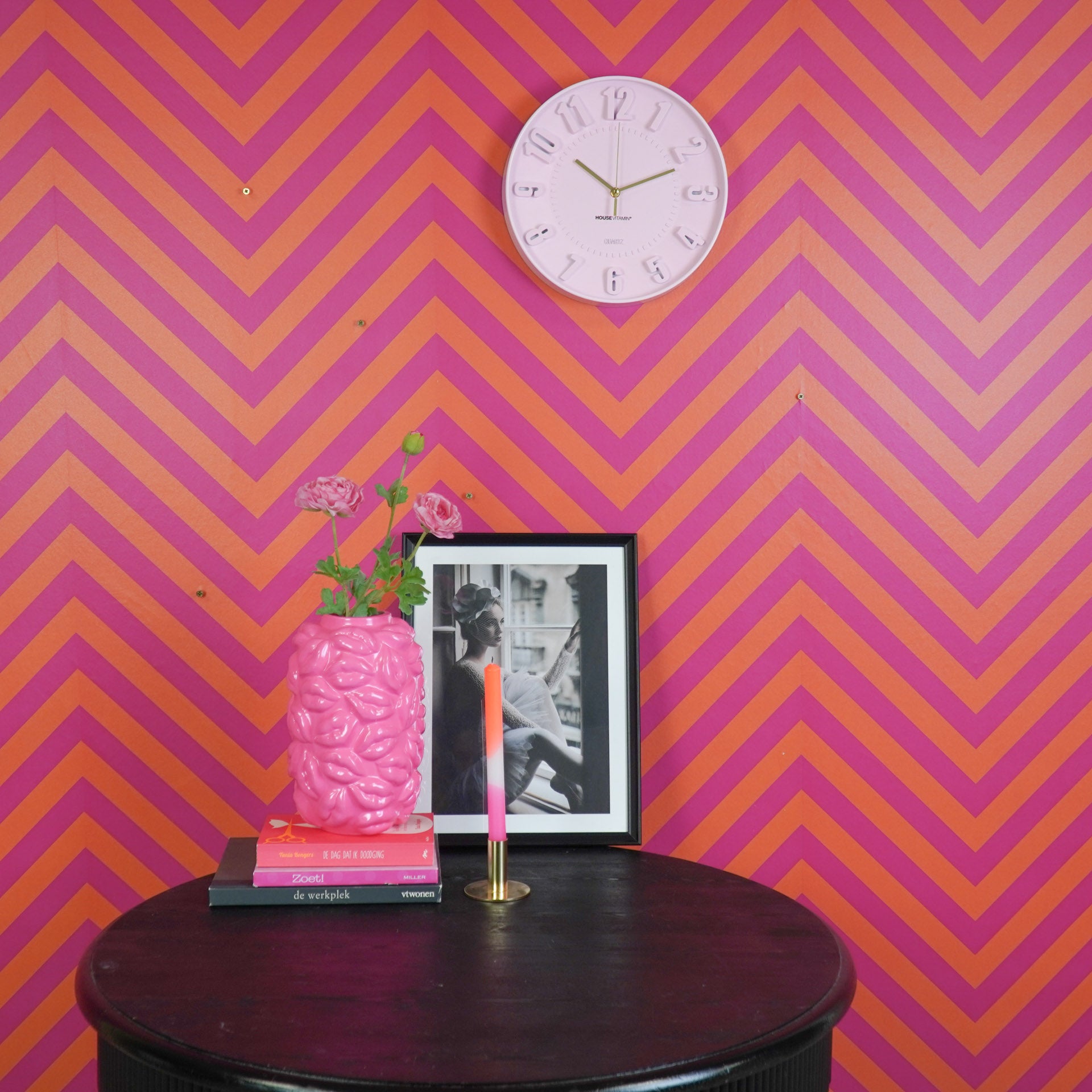 Klok- Wandklok Cijfers- Licht Roze- 30x30x4cm