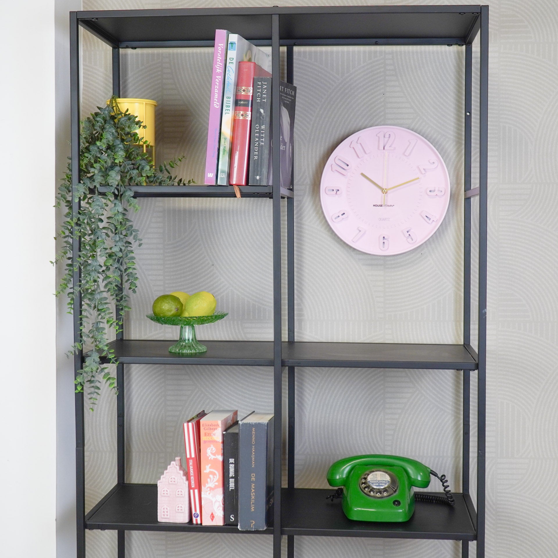 Klok- Wandklok Cijfers- Licht Roze- 30x30x4cm