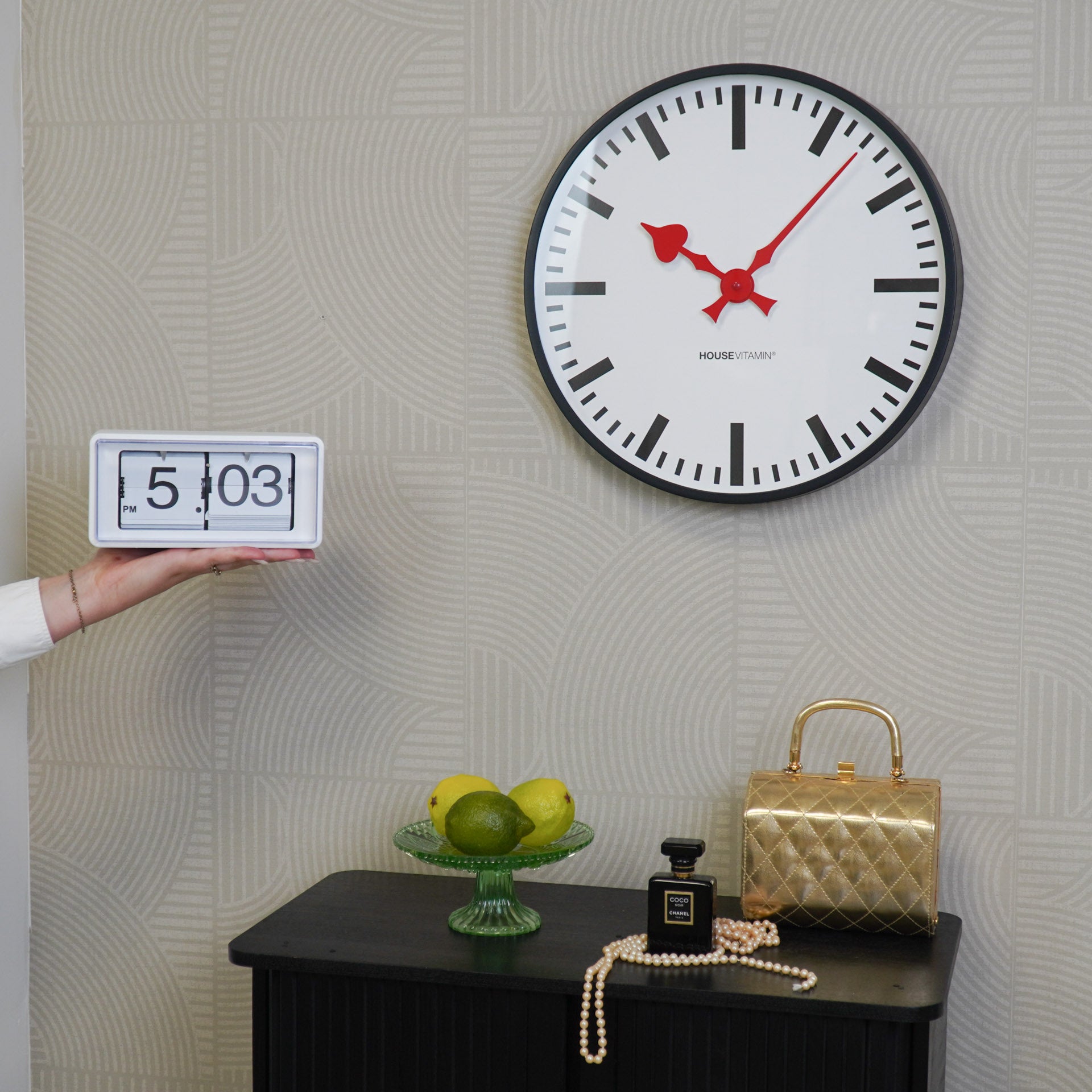 Klok- Wandklok Station- Wit/ Zwart - 40x40x4cm