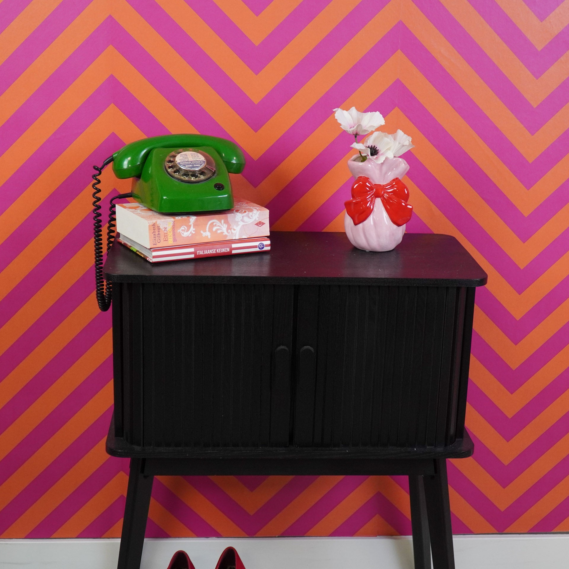 Vaasje - Met Strik - Keramiek - Roze/Rood - 11x10x16cm