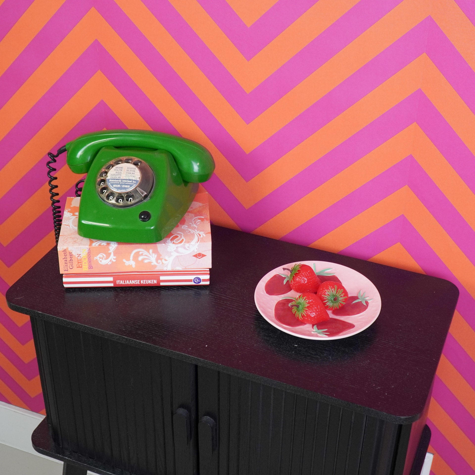 Decobord - Aardbei - Dolomiet - Roze/ Rood - 17,5x17,5x2cm