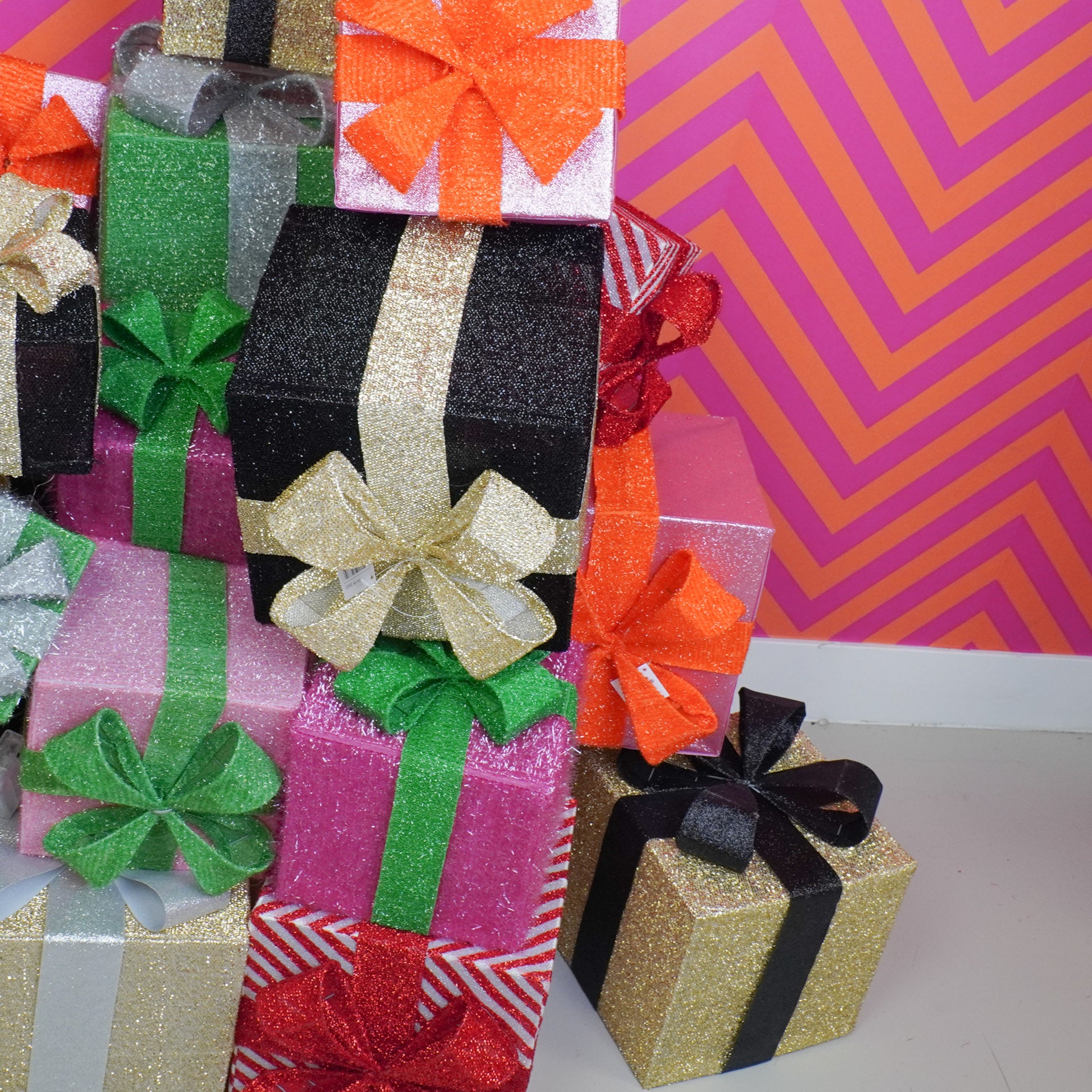 Kerst Led Lamp - Cadeau Set van 3 - Kunststof - Roze/Groen - 15cm/20cm/25cm