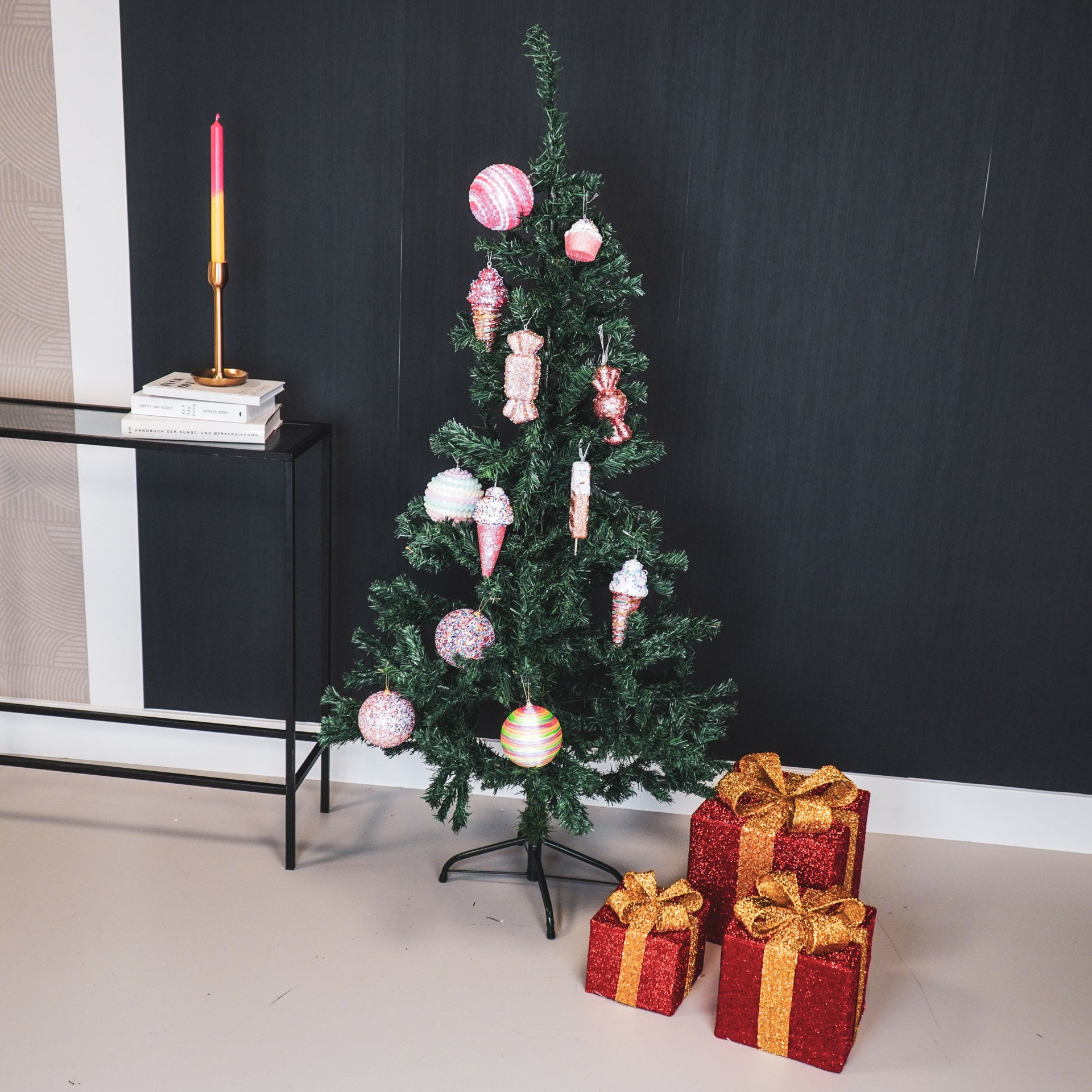 Kerst Led Lamp - Cadeau Set van 3 - Kunststof - Rood/Goud - 15cm/20cm/25cm