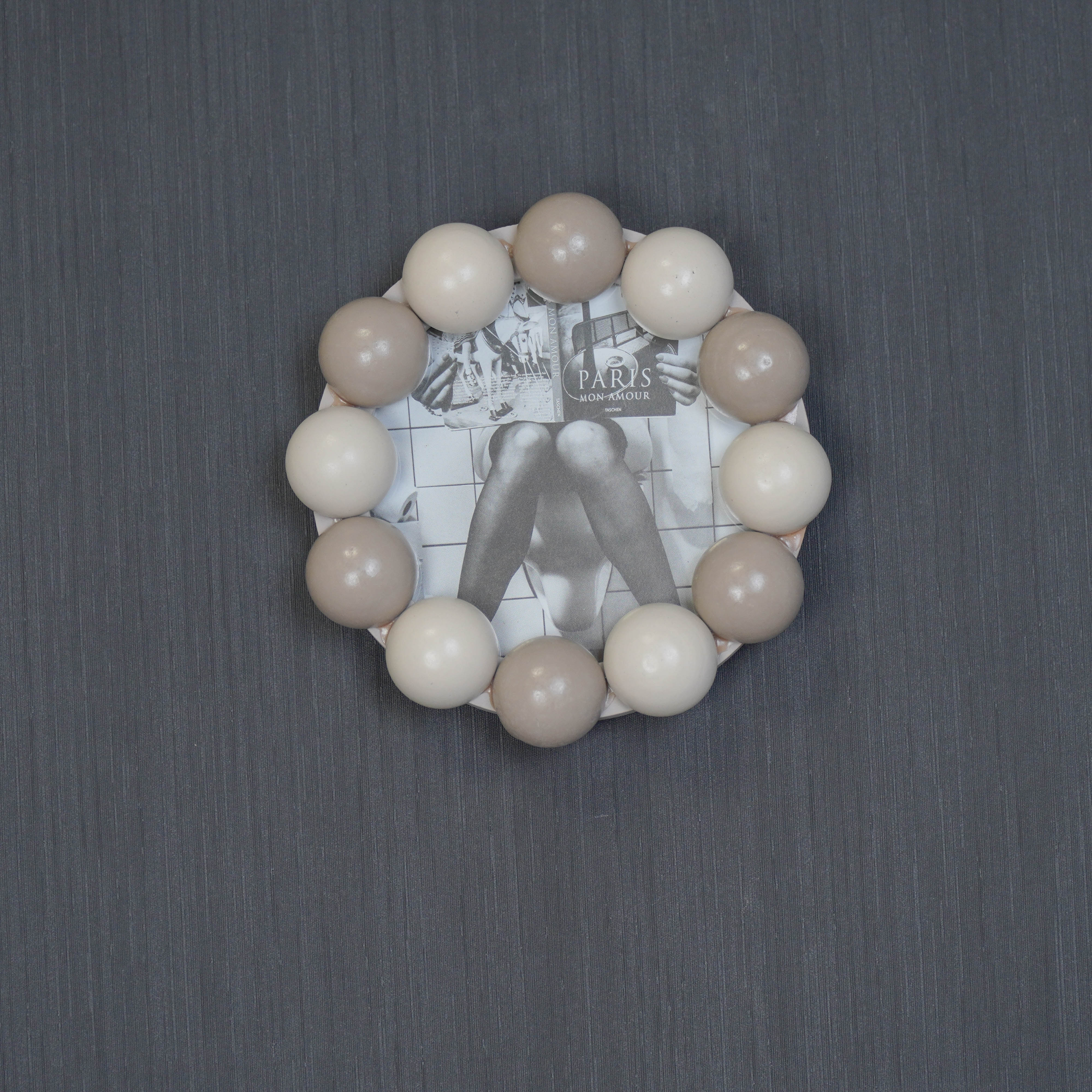 Fotolijst - Rond met Bolletjes Rand - MDF - Zand/ Taupe -14.5x14.5cm