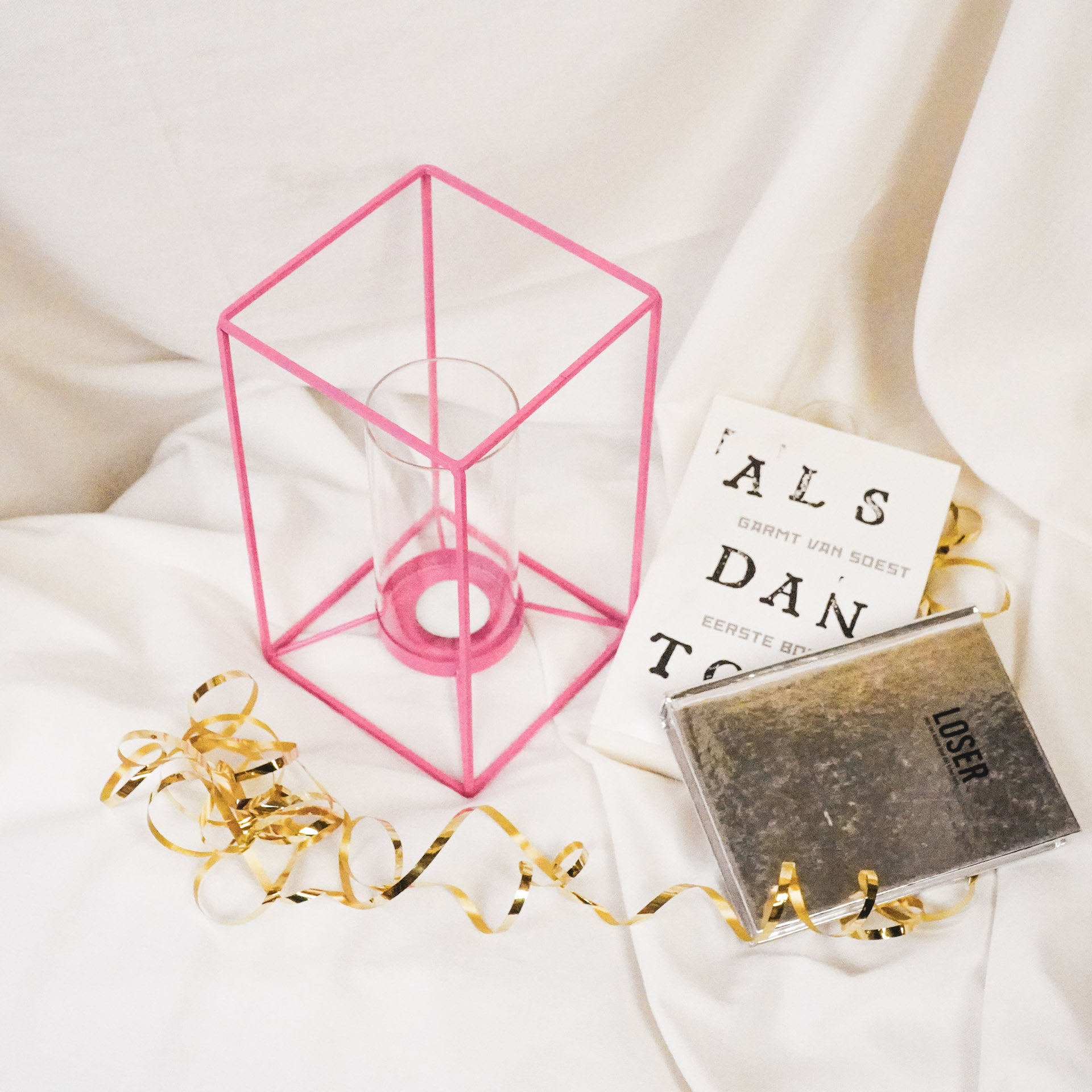 Windlicht - Metaal/Glas - Fluor Roze- 14,5x14,5x25cm