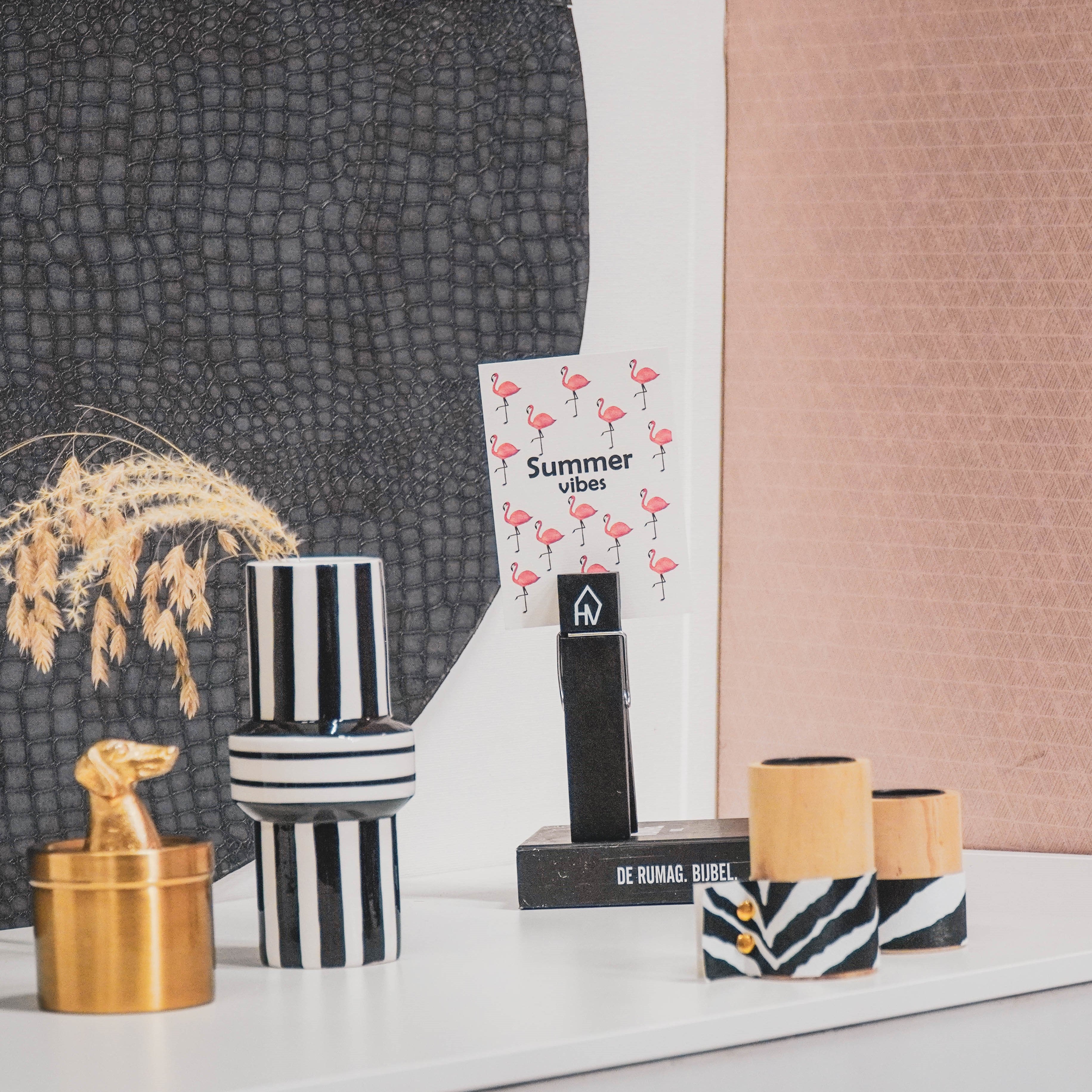 Leuke flamingokaart met summer vibes. Heel geschikt als juffen kado voor de zomervakantie