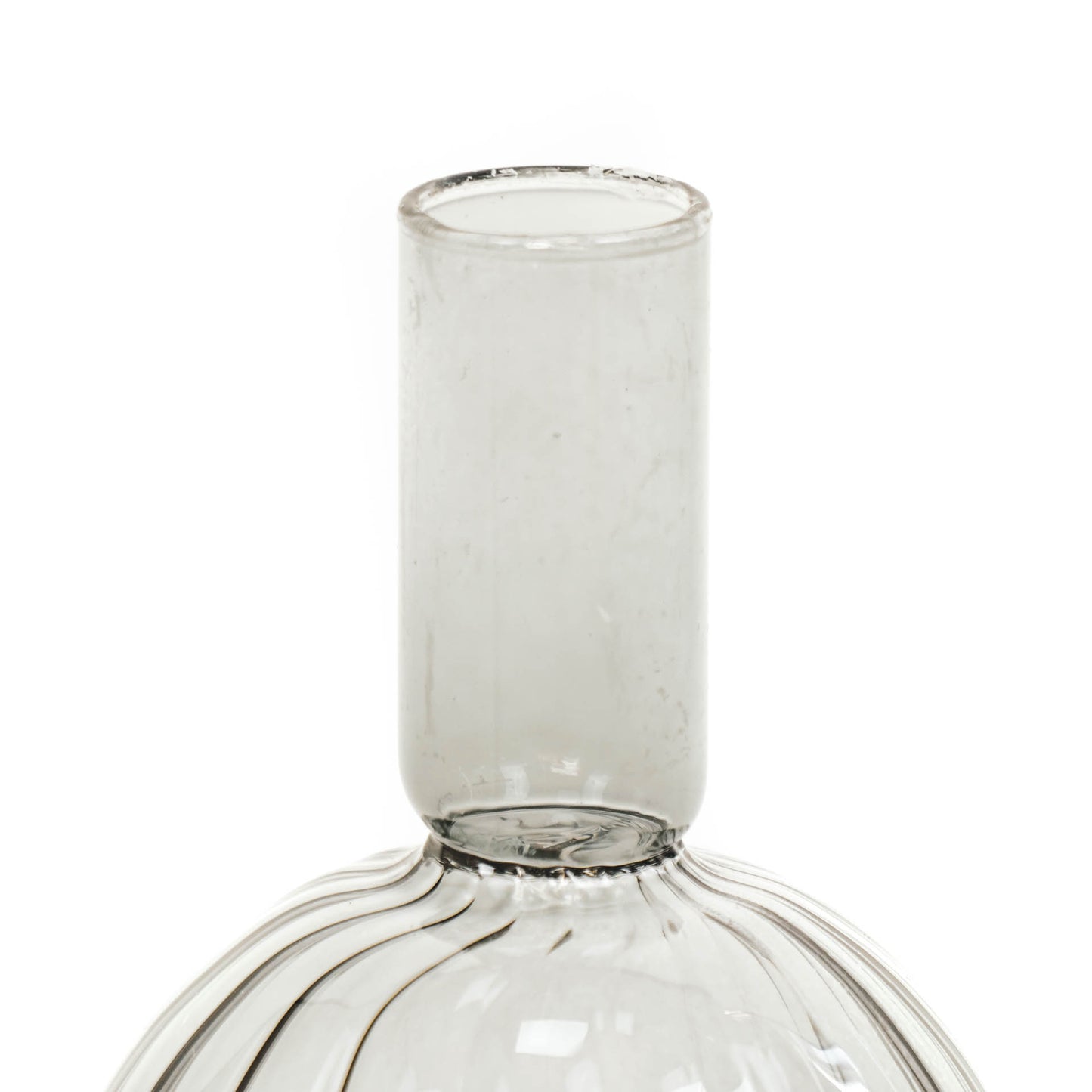 close up van glazen kandelaar smokey