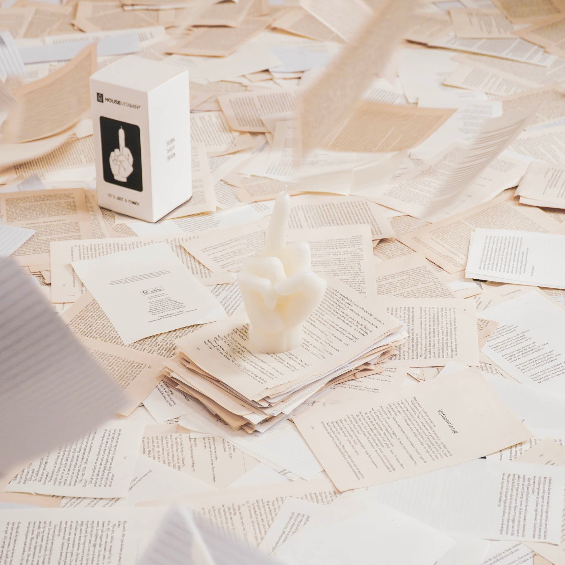 Kaars - Middelvinger - Wax - Wit - 310 gram - 10x9x17cm