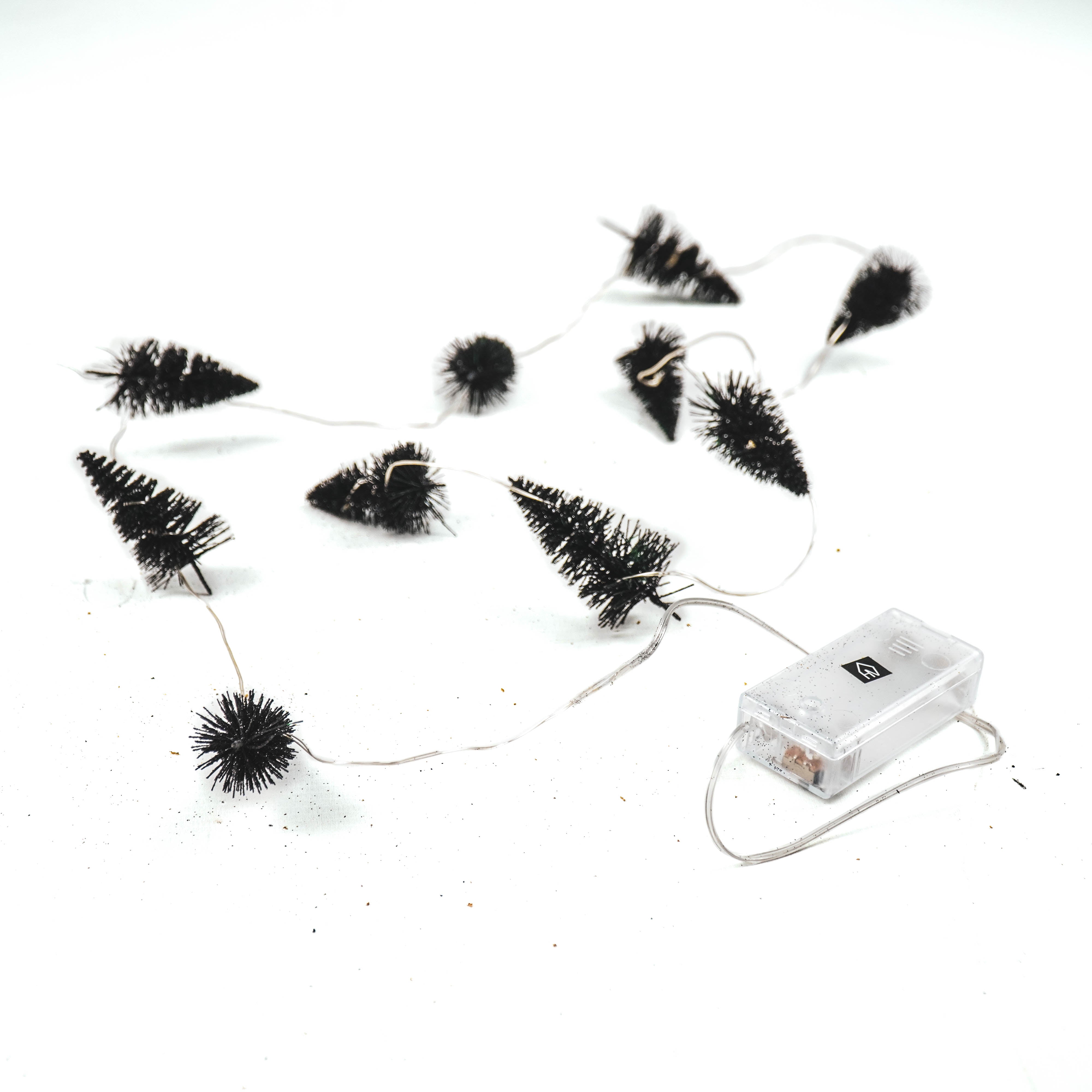 Slinger - Kerstbomen - Ledlicht - Zwart - 6x3x130cm