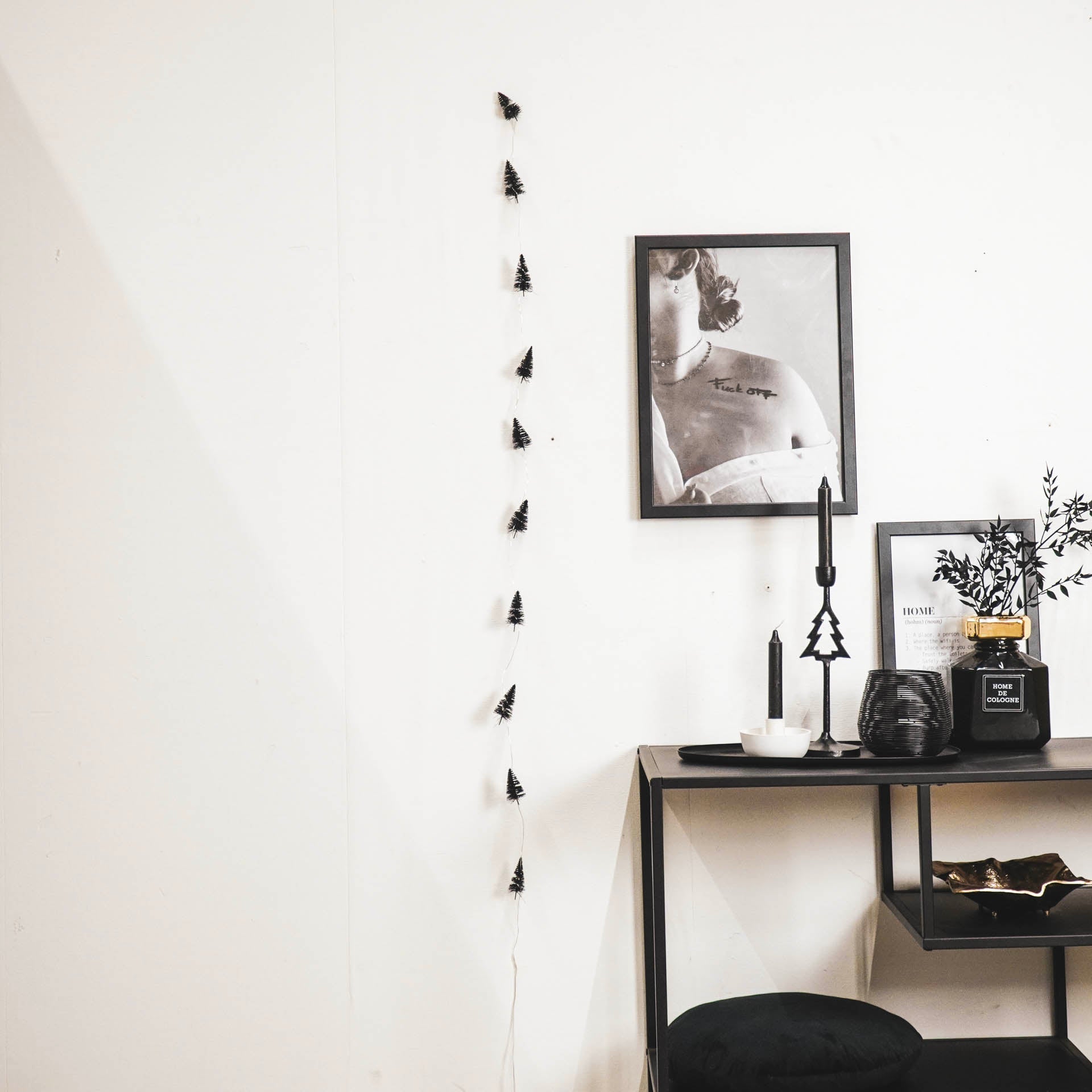 Slinger - Kerstbomen - Ledlicht - Zwart - 6x3x130cm