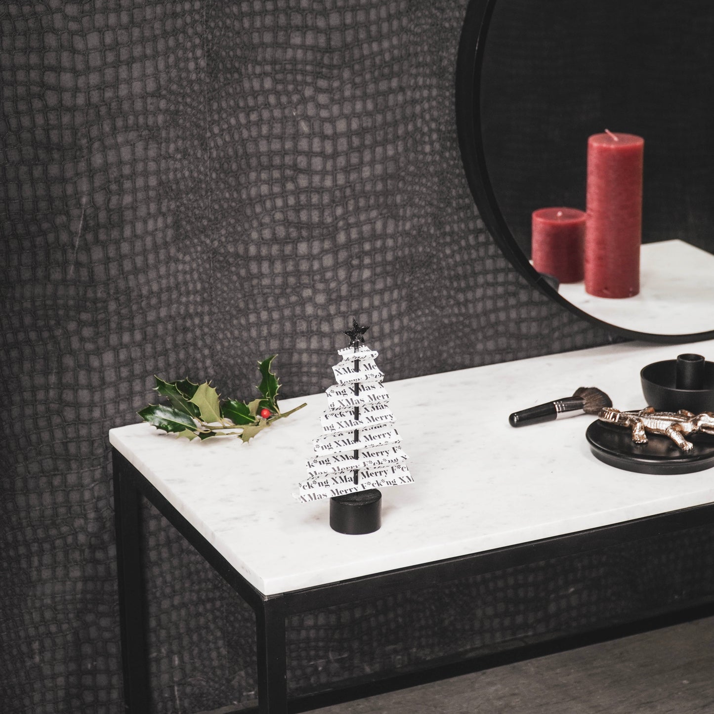 HV Merry F*ck*ng Xmas Papieren Kerstboom Zwart - 11.5x5x20.5cm