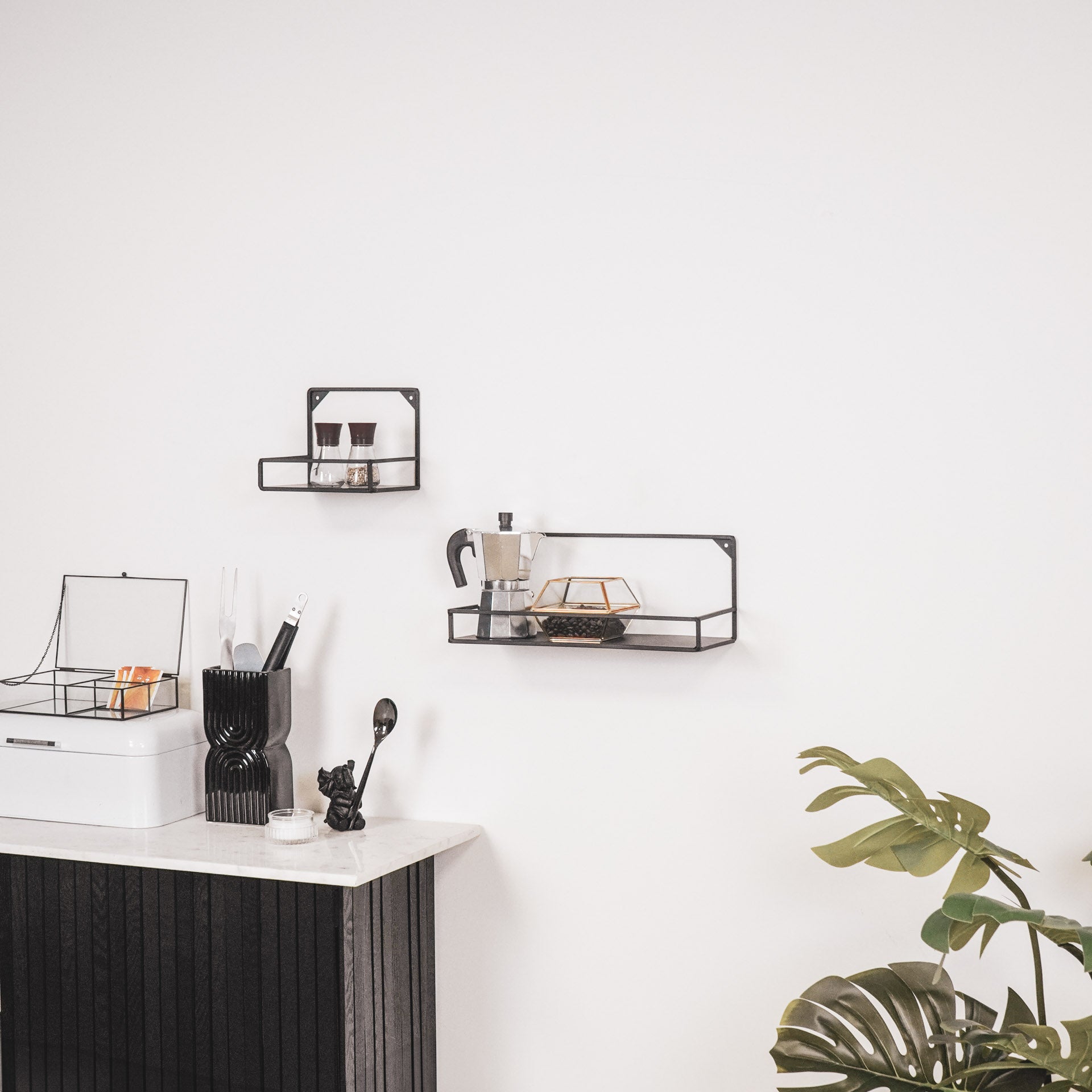 Wandplanken - Metaal - Zwart -  Set van 2 - 20x16 en 40x16cm