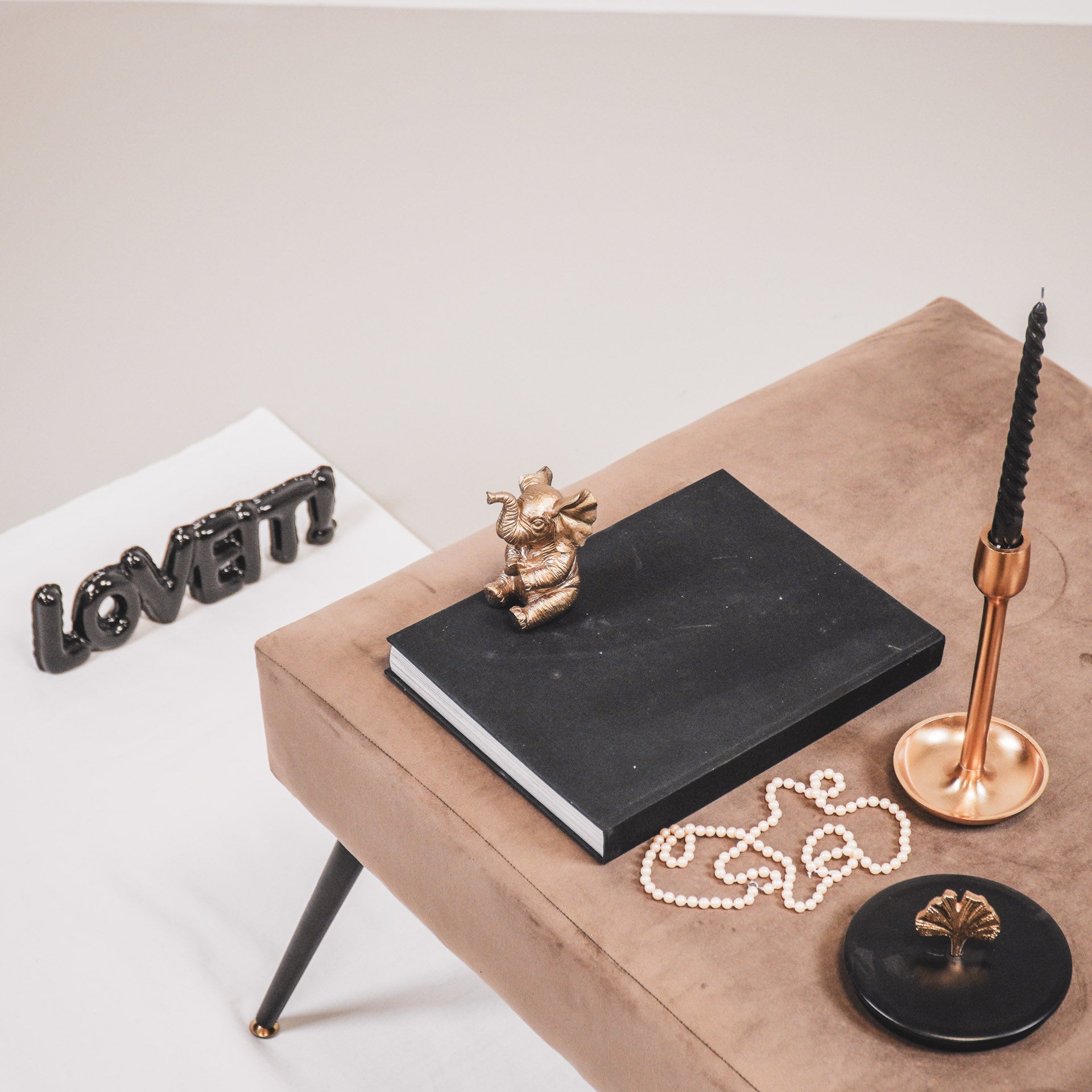 Ornament - Olifant - Polyresin - Goud  - 7x7x11cm