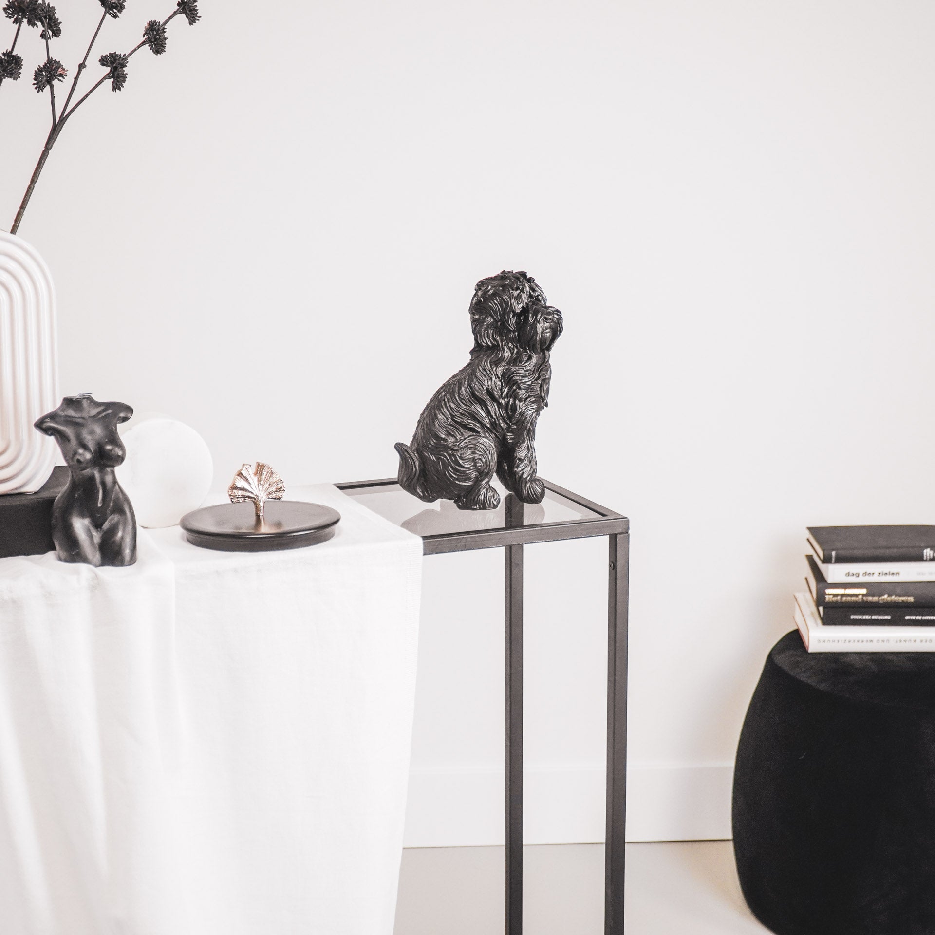 Ornament - Labradoodle - Hond - Polyresin - Zwart - 16x10.5x23.5 cm