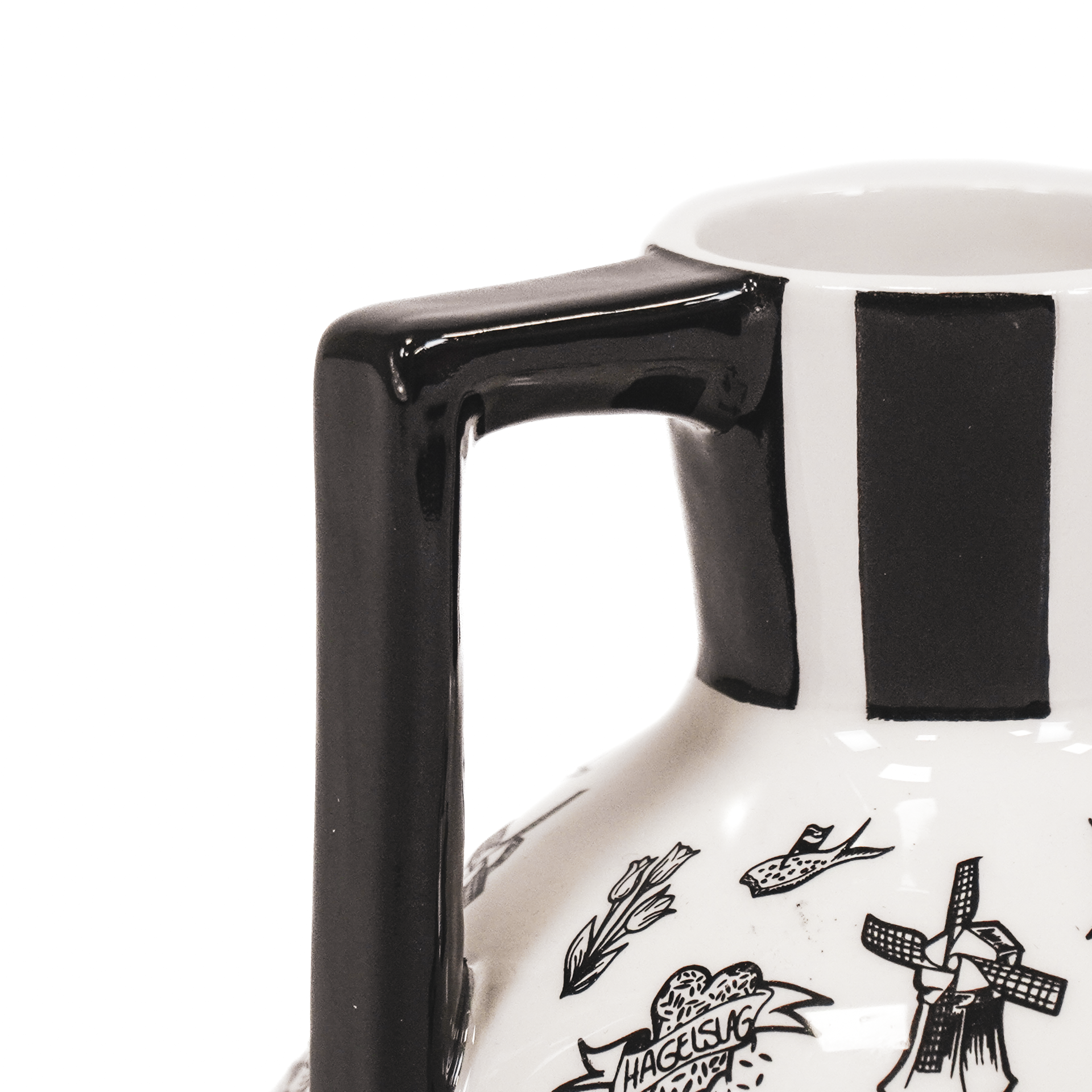 Vaas - Kettleble - Dutch Black Design - Newbone China -14,5x14,5x18,5cm