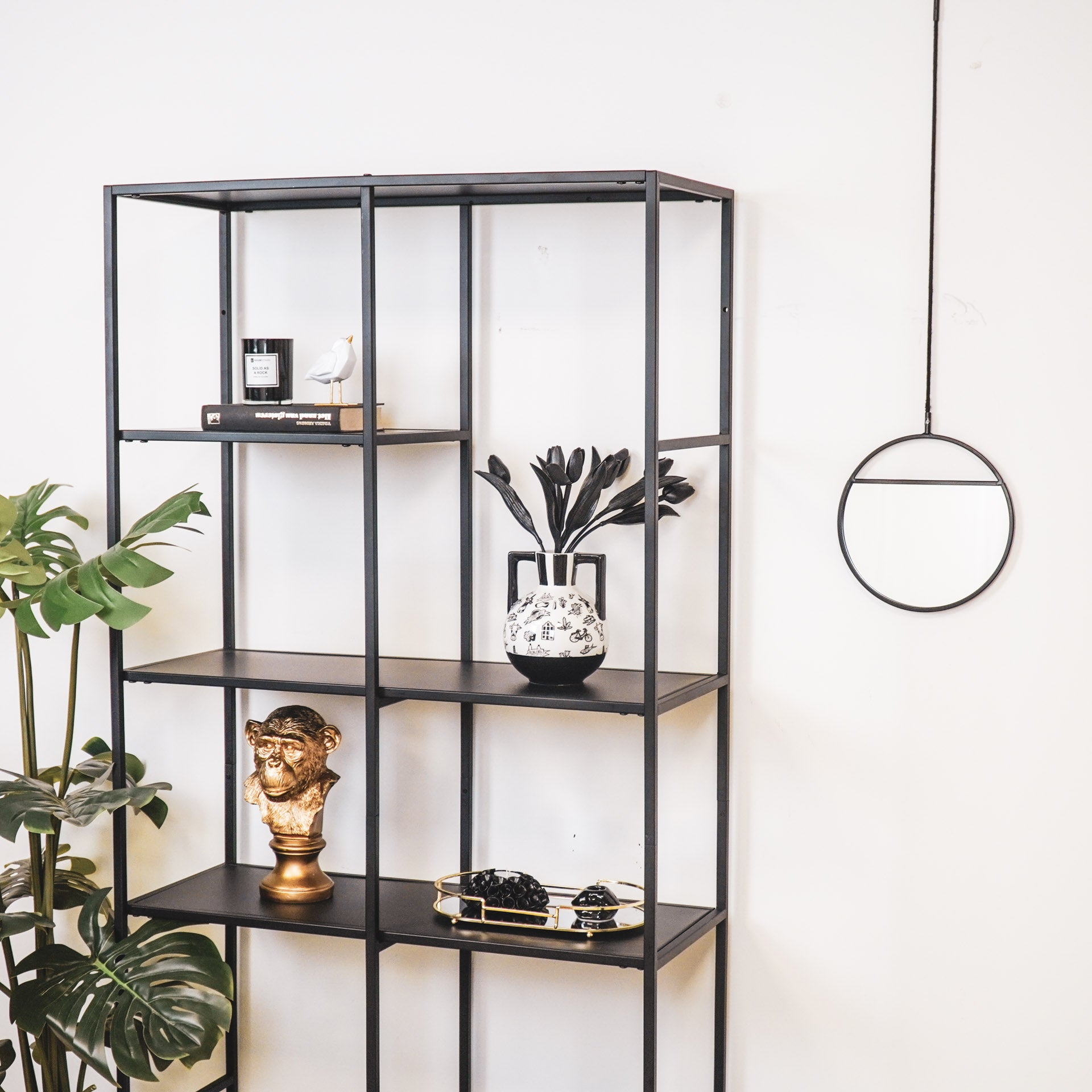 Vaas - Kettleble - Dutch Black Design - Newbone China -14,5x14,5x18,5cm