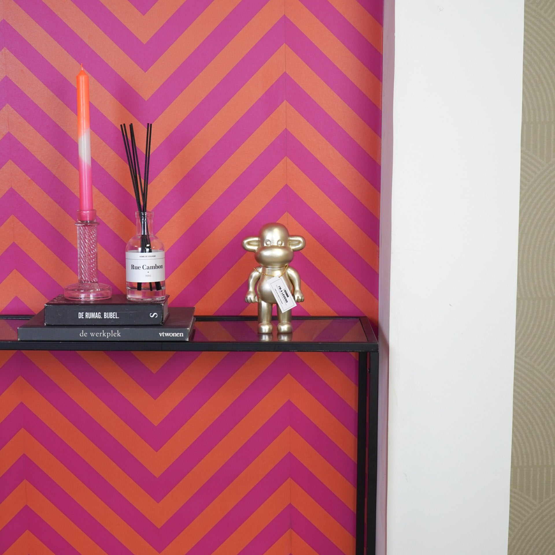 Ornament - Aap Beeld 'The Legend' - Polyresin - Goud - 11x7x19cm