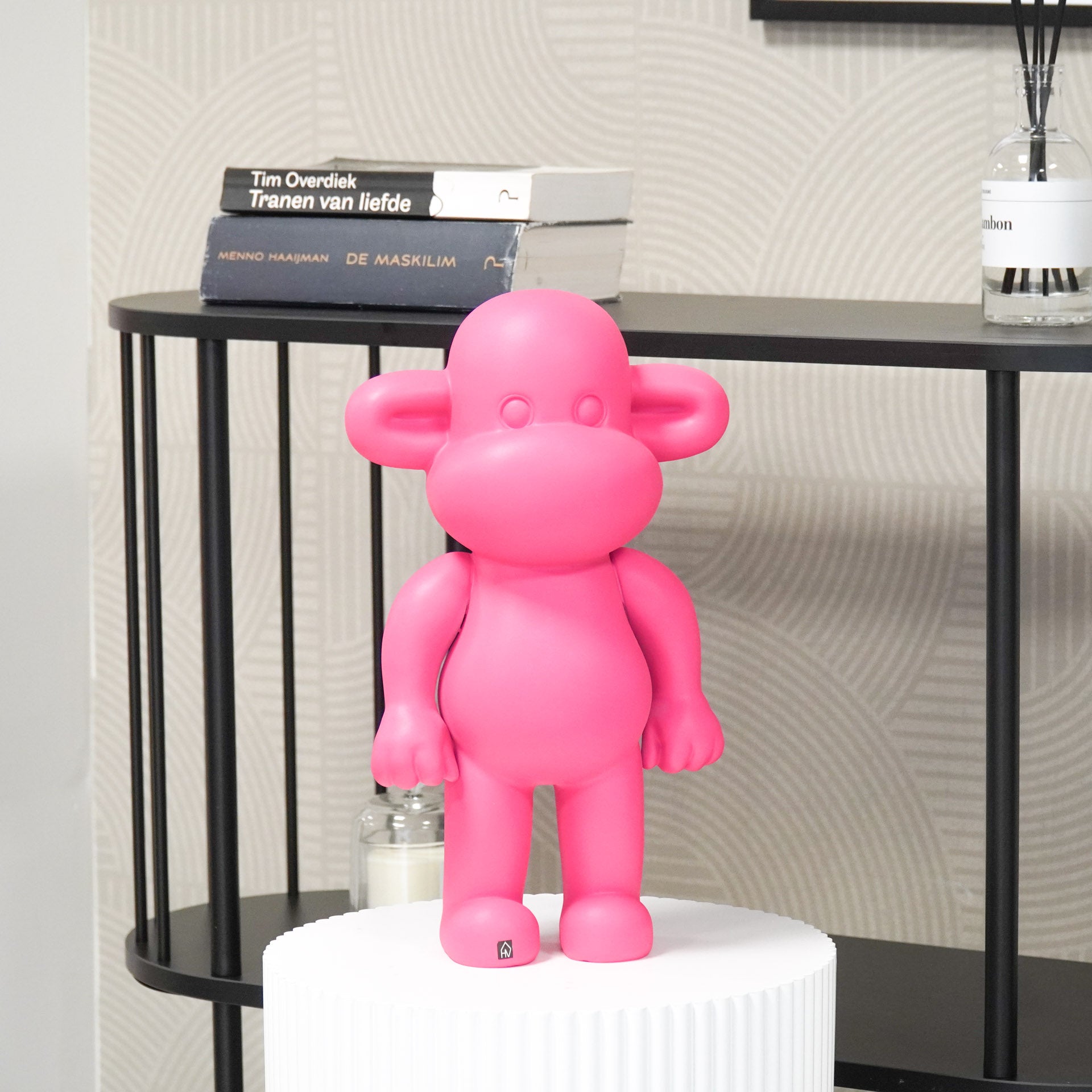 Ornament - Aap Beeld 'The Legend' - Polyresin - Roze - 33x21x50cm