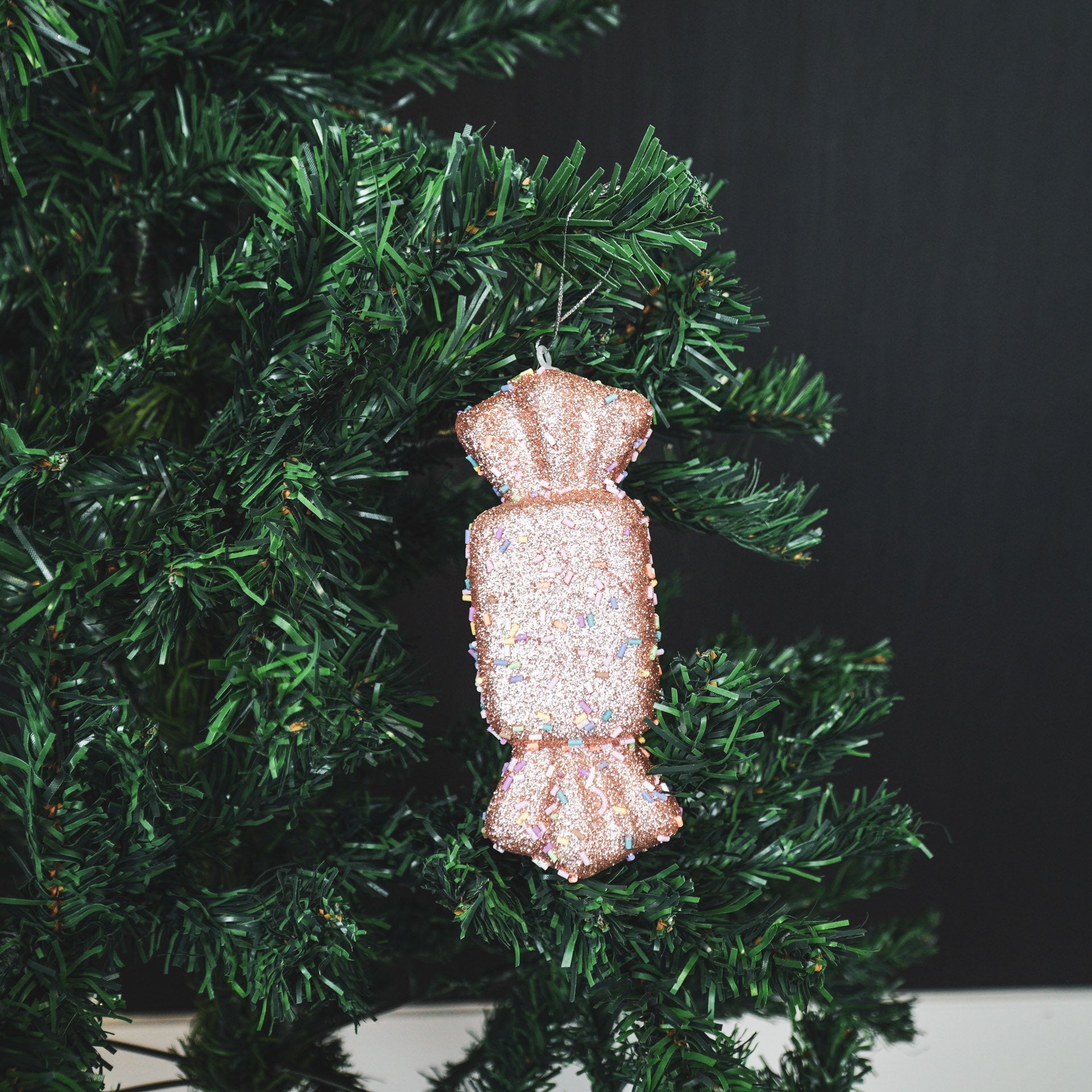 Kerst Hangers - 3 Toffee Snoepjes - Foam - Bruin met Spikkels - S3 -5.5x15cm