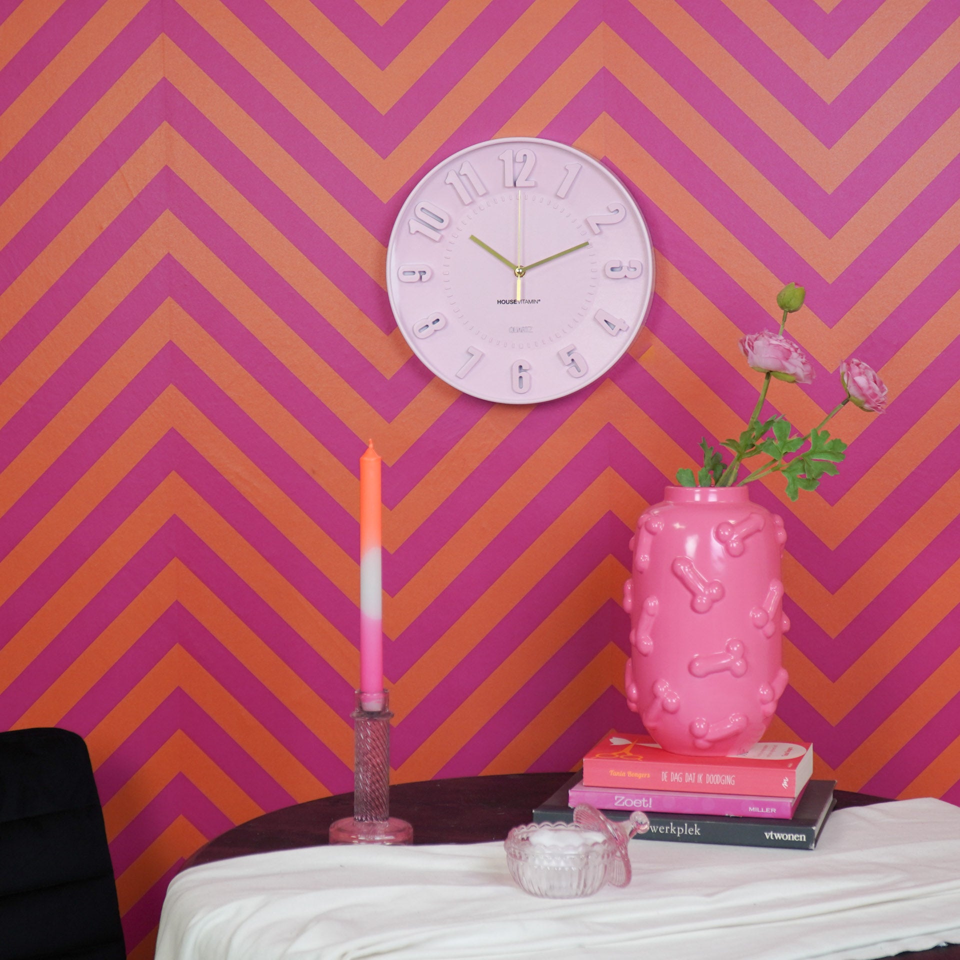 Klok- Wandklok Cijfers- Licht Roze- 30x30x4cm