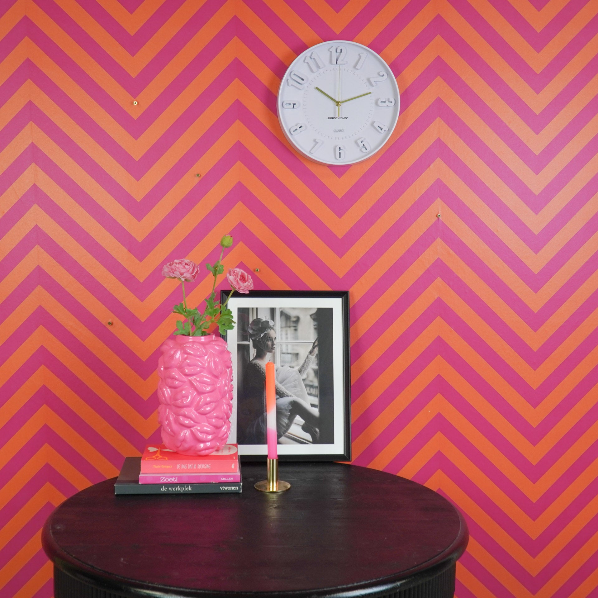 Klok- Wandklok Cijfers- Lila- 30x30x4cm