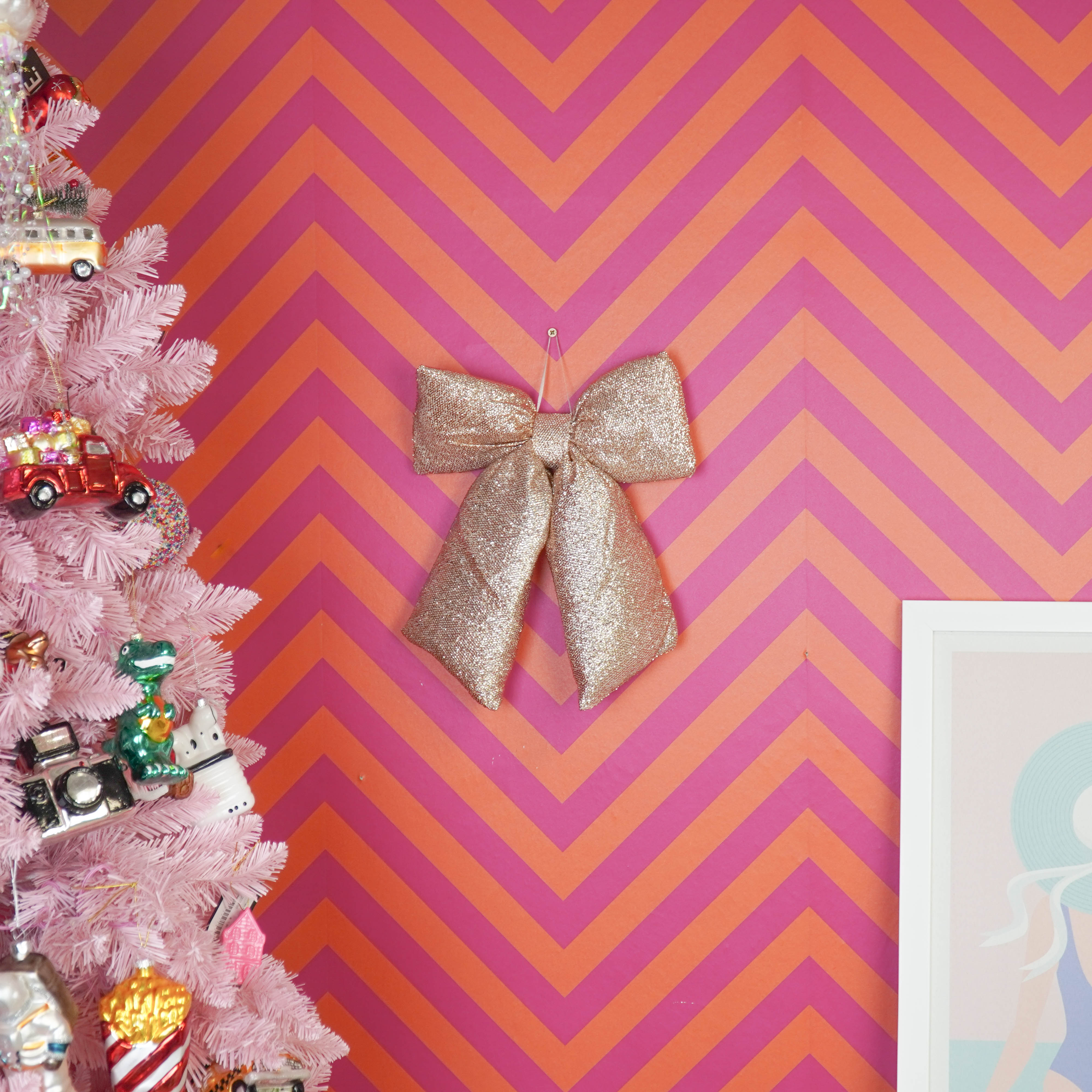 Kerst Decoratie - Strik - Goud - Glitter Stof - 32x40cm