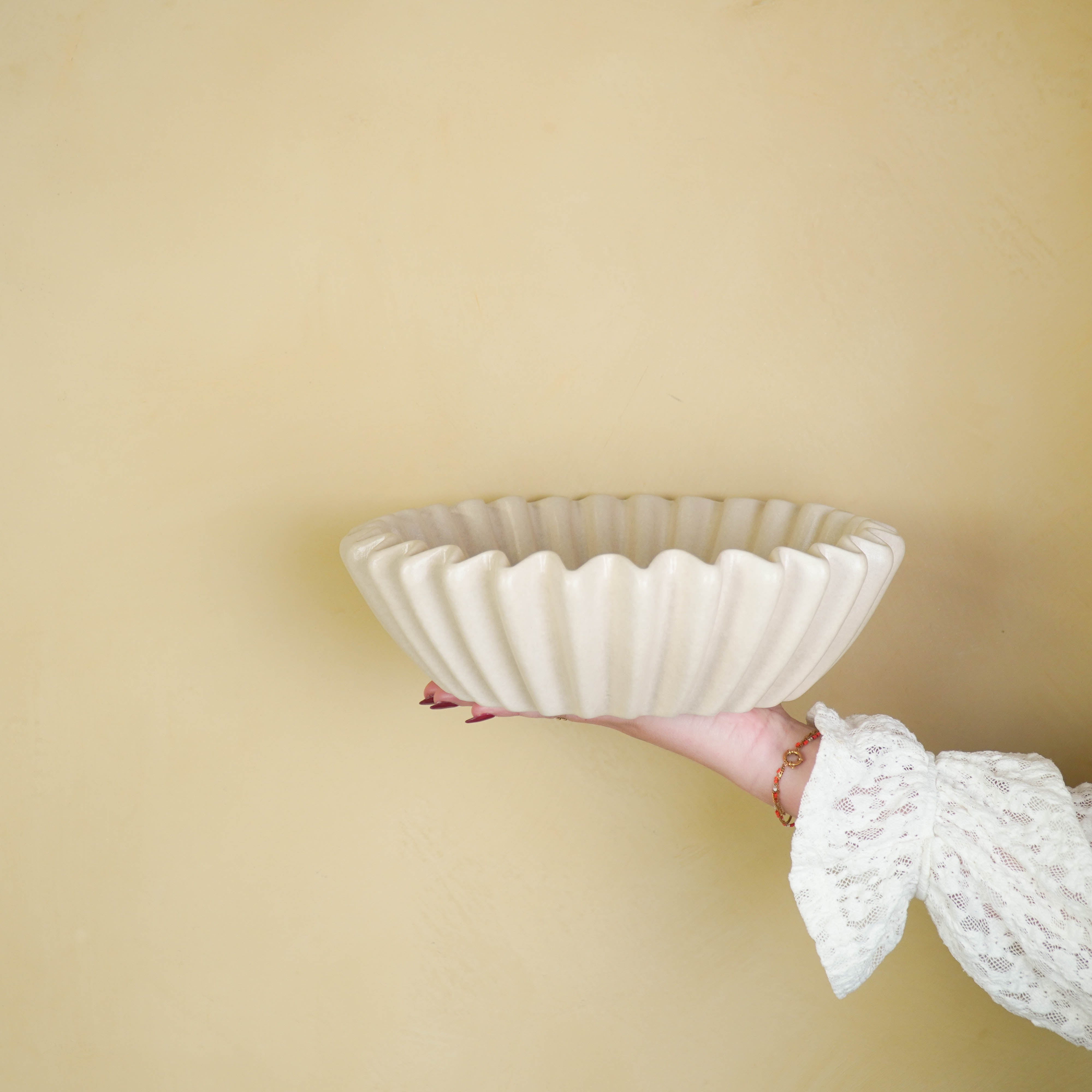 Schaal-  Plissé Schaal- Keramiek- Zand 29,5x29,5x9cm